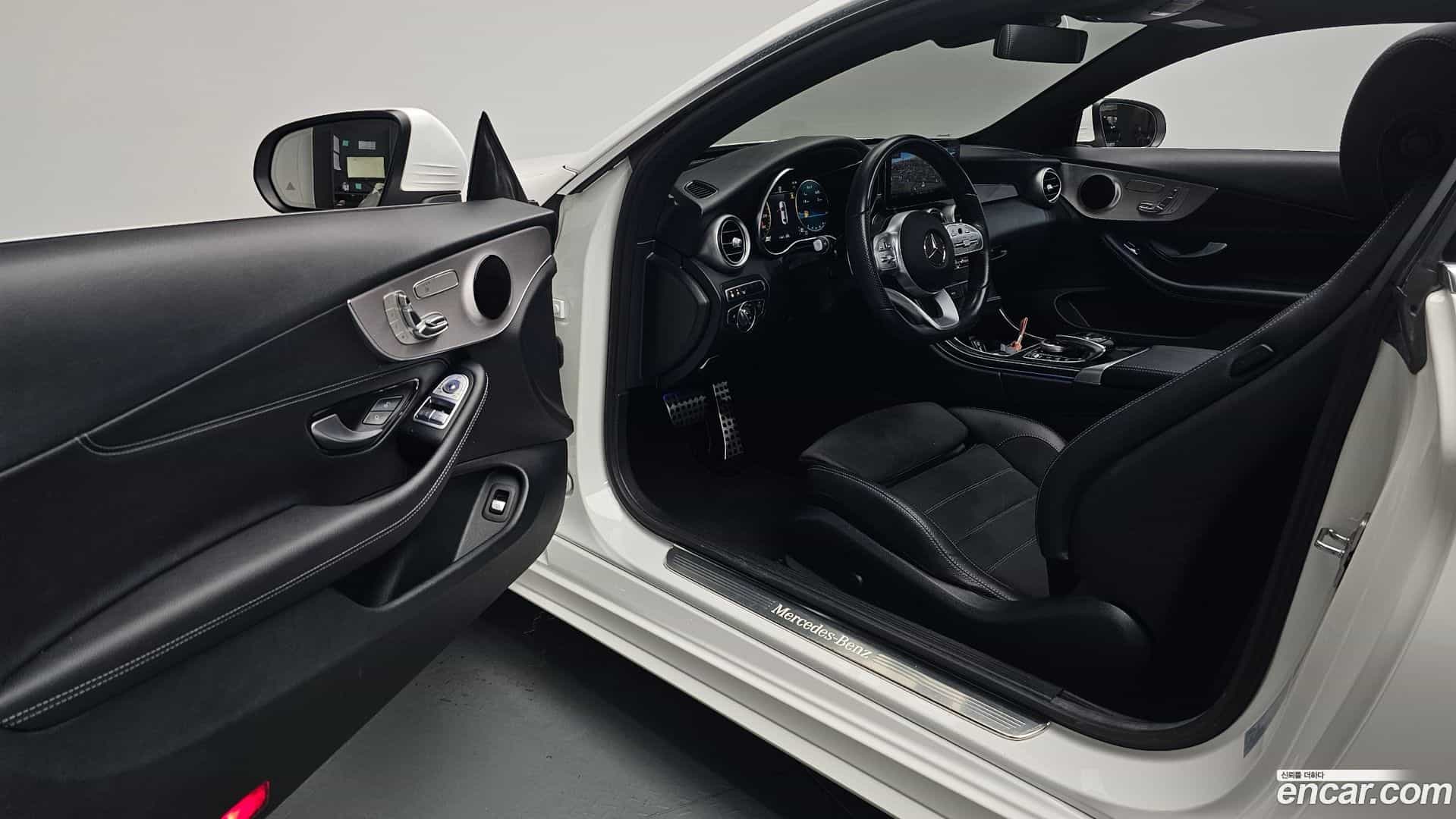 C-Class Mercedes-Benz 2021.7-INNER-010