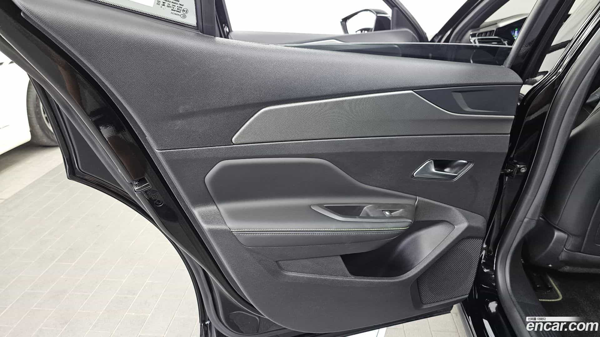408 Peugeot 2025.5-INNER-035