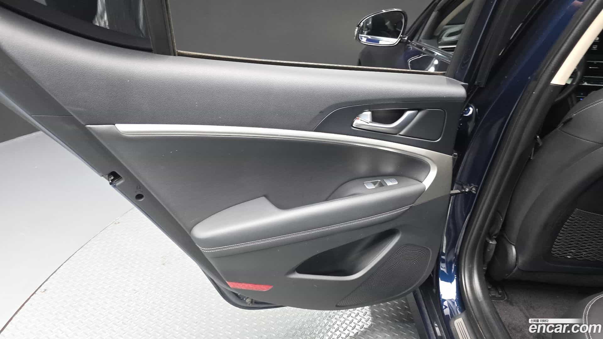 G70 Genesis 2021.3-INNER-035