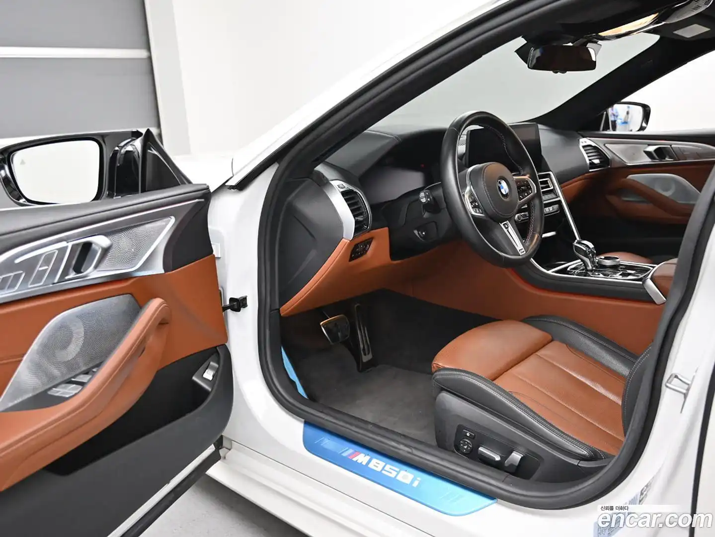 8-Series BMW 2022.8-OPTION-015
