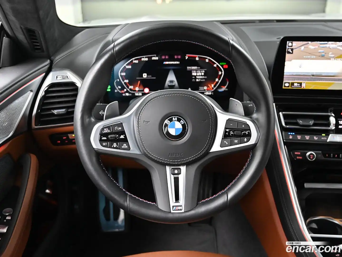 8-Series BMW 2022.8-OPTION-017