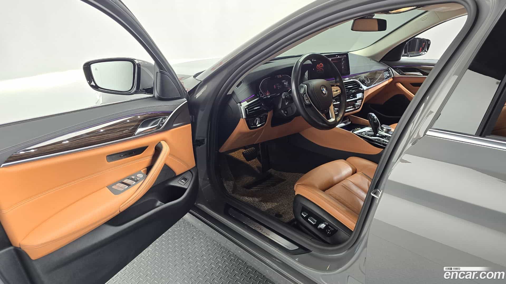 5-Series BMW 2021.3-INNER-010