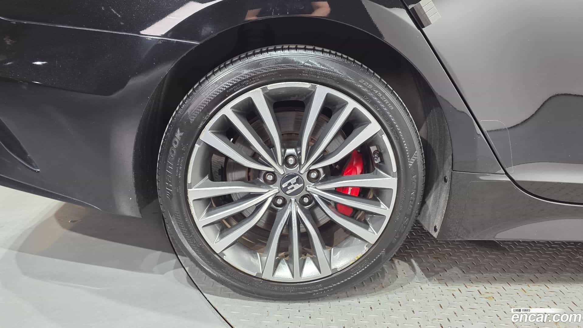 Stinger Kia 2017.10-OUTER-005