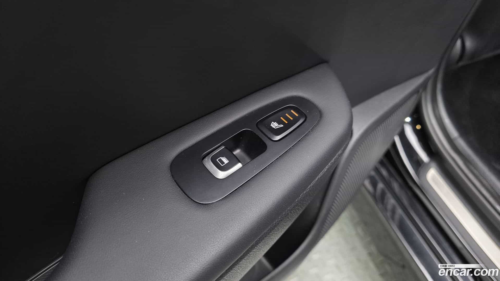 Stinger Kia 2017.10-OPTION-046