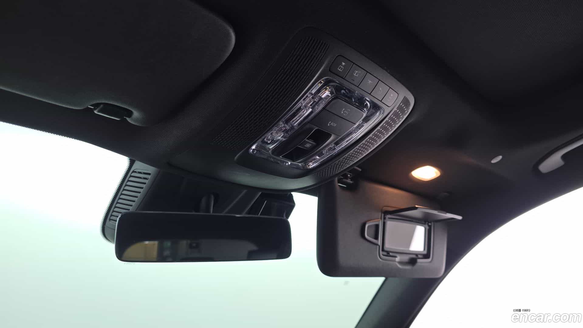 GLB-Class Mercedes-Benz 2021.8-OPTION-020