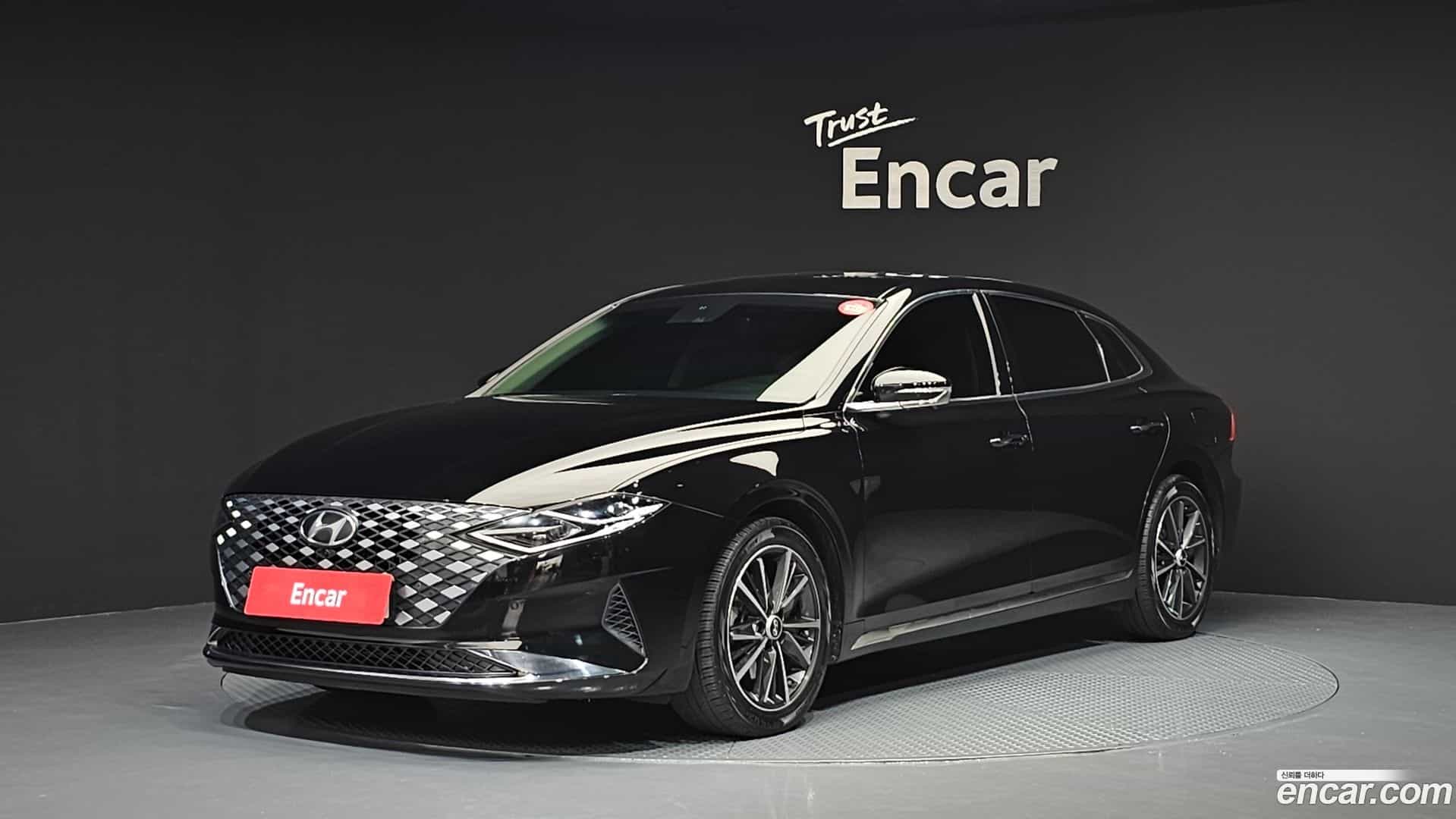 Grandeur Hyundai 2022.5-OUTER-001