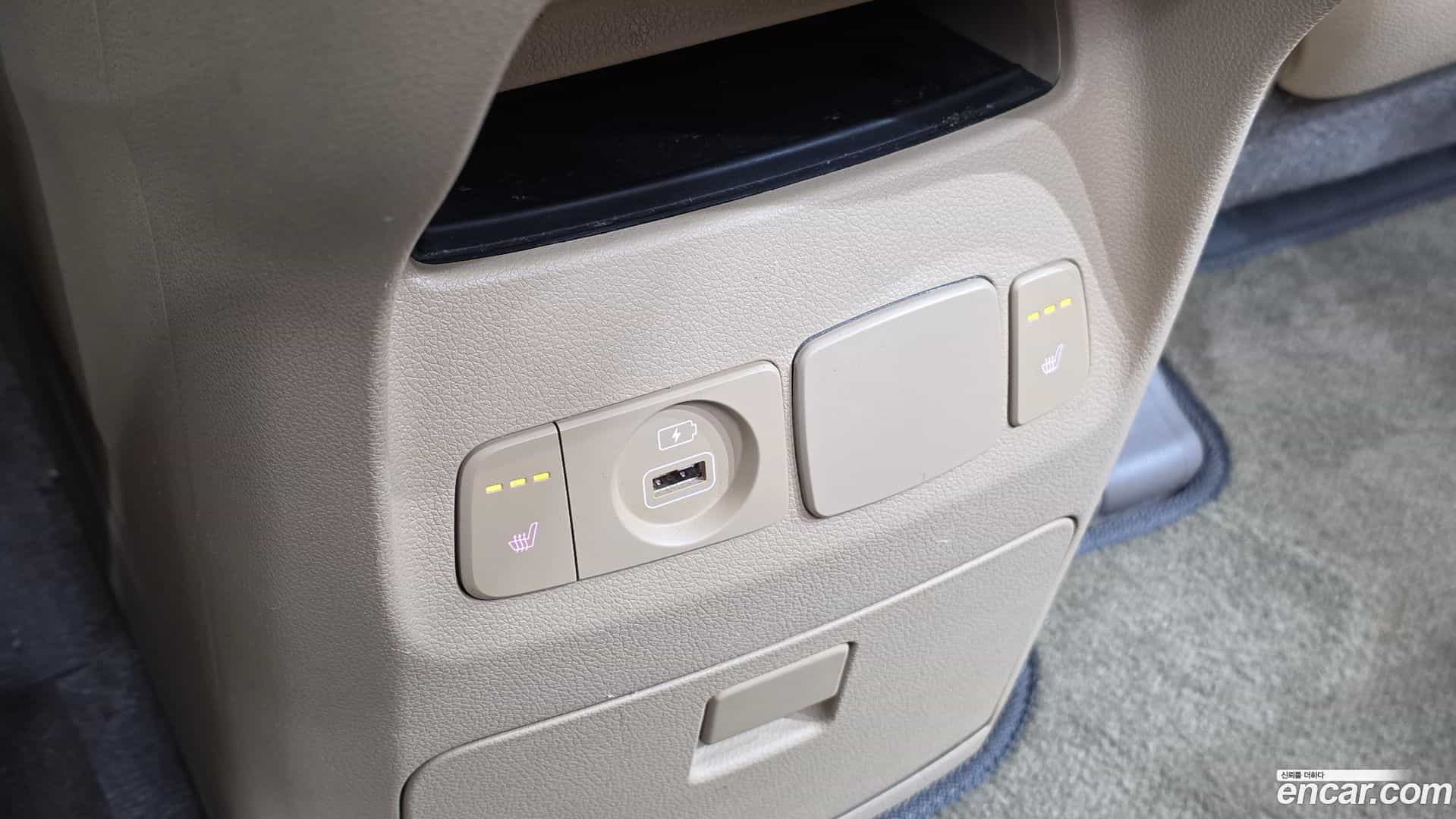 Canival Kia 2018.6-OPTION-041
