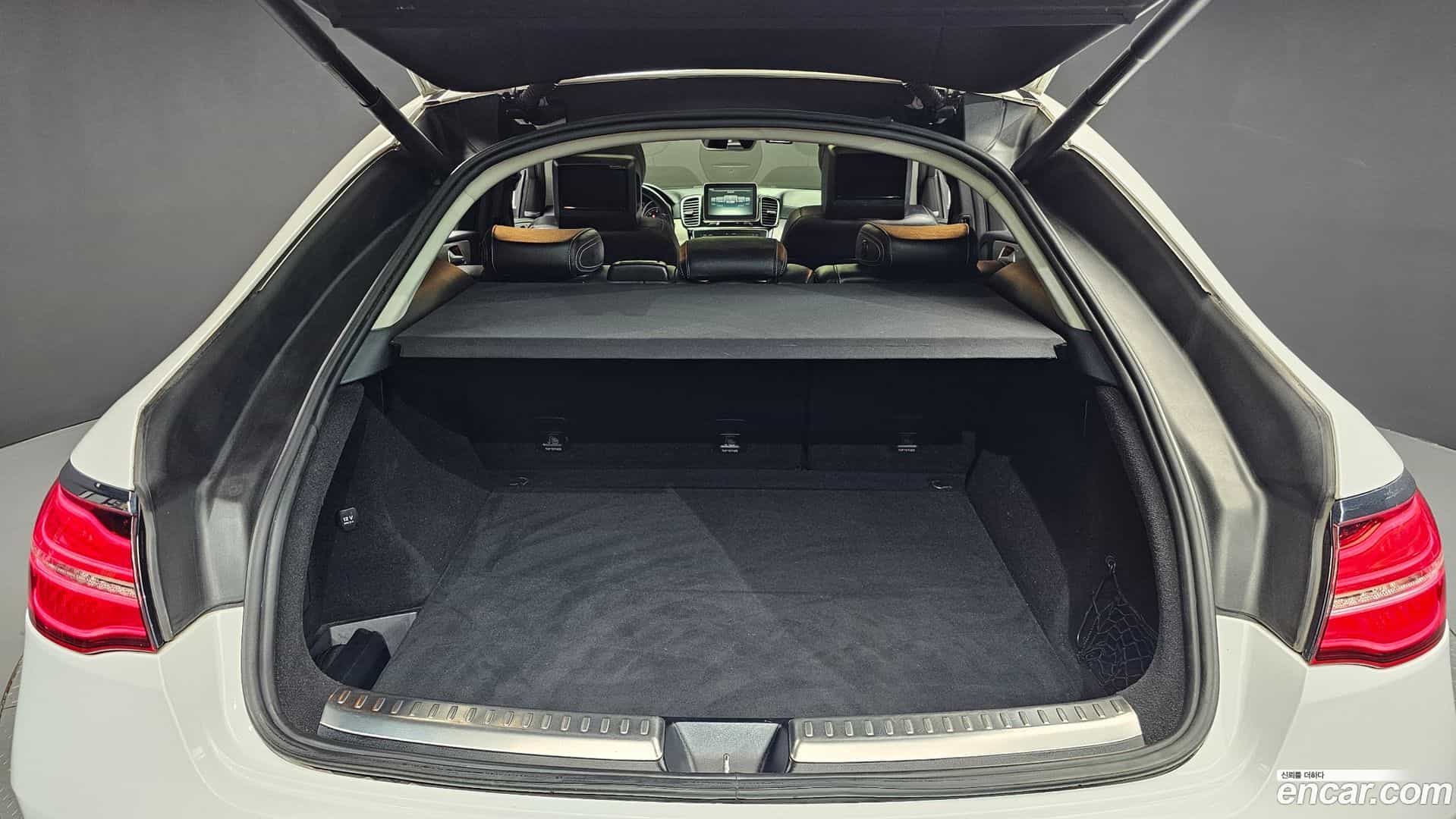 GLE-Class Mercedes-Benz 2017.0-OPTION-024