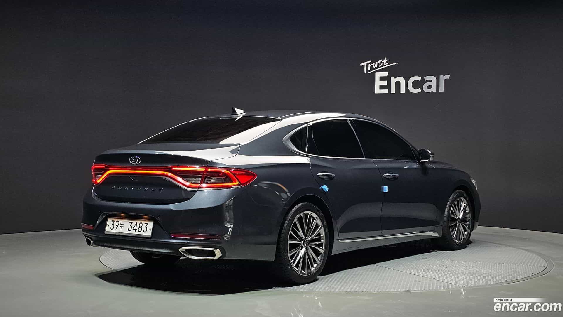 Grandeur Hyundai 2017.5-OUTER-002