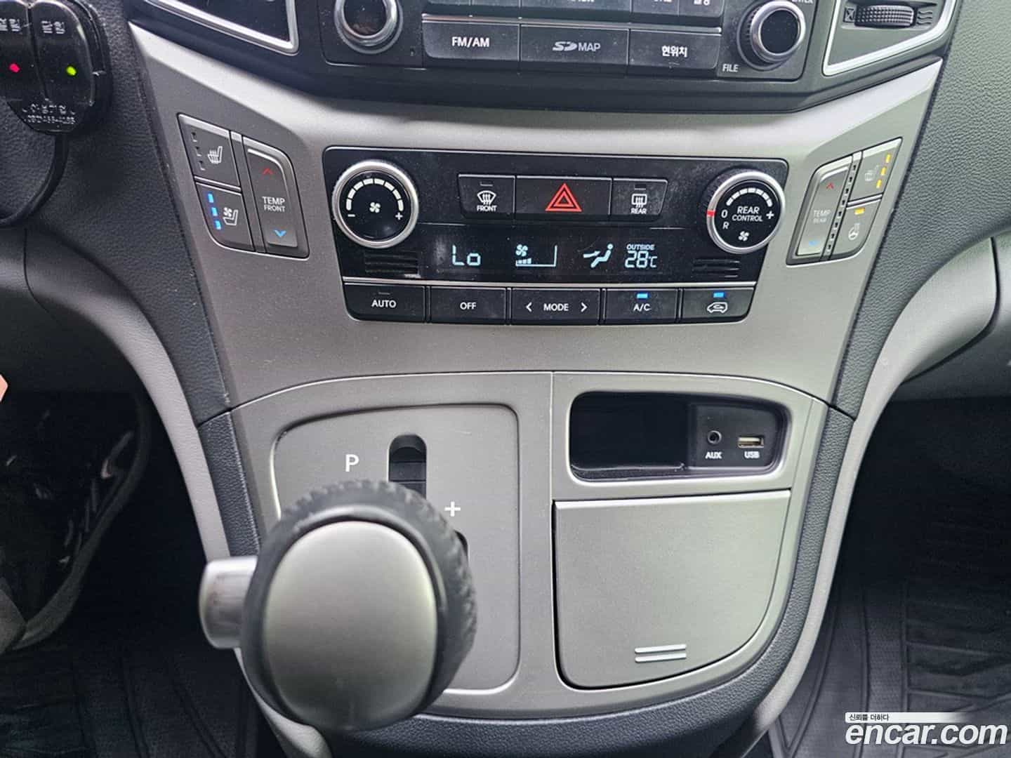 Starex Hyundai 2016.0-OPTION-021