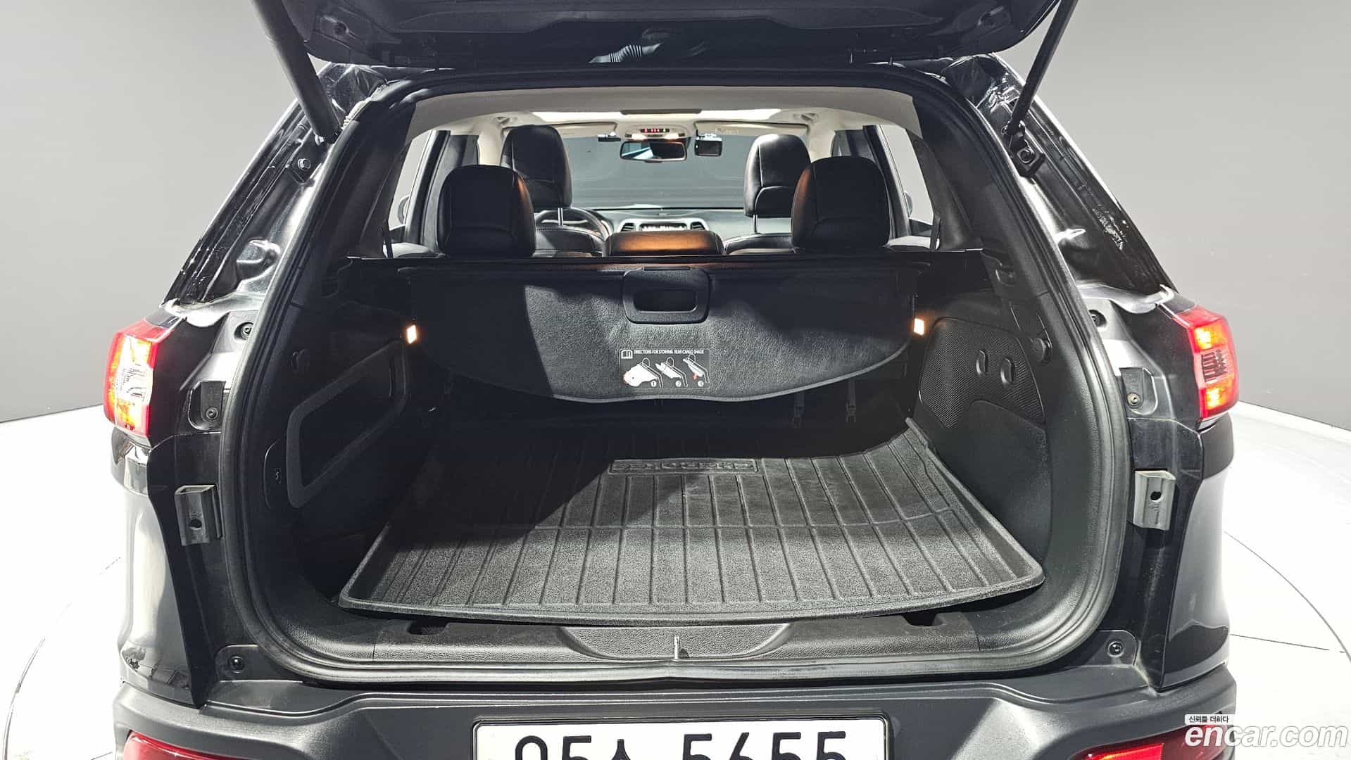 Cherokee Jeep 2018.3-OPTION-024