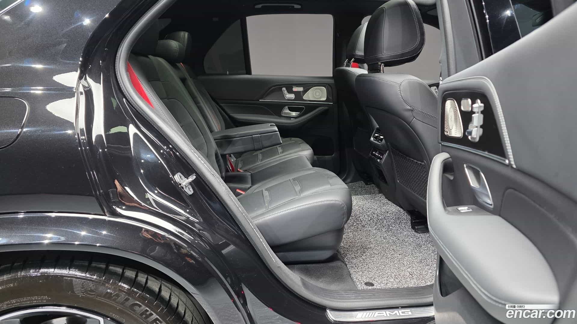 GLE-Class Mercedes-Benz 2022.4-OPTION-015