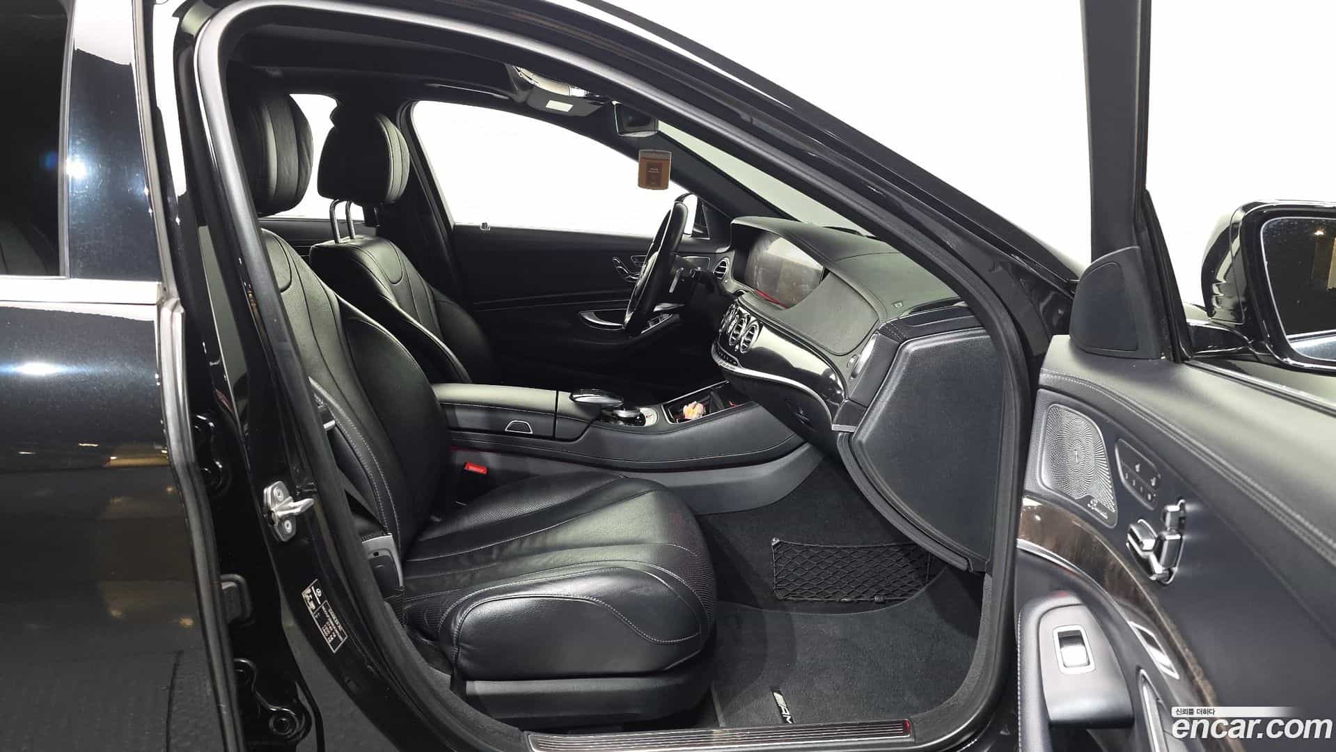 S-Class Mercedes-Benz 2018.1-OPTION-015