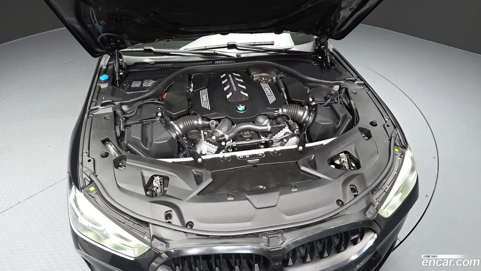 8-Series BMW 2023.4-OUTER-006