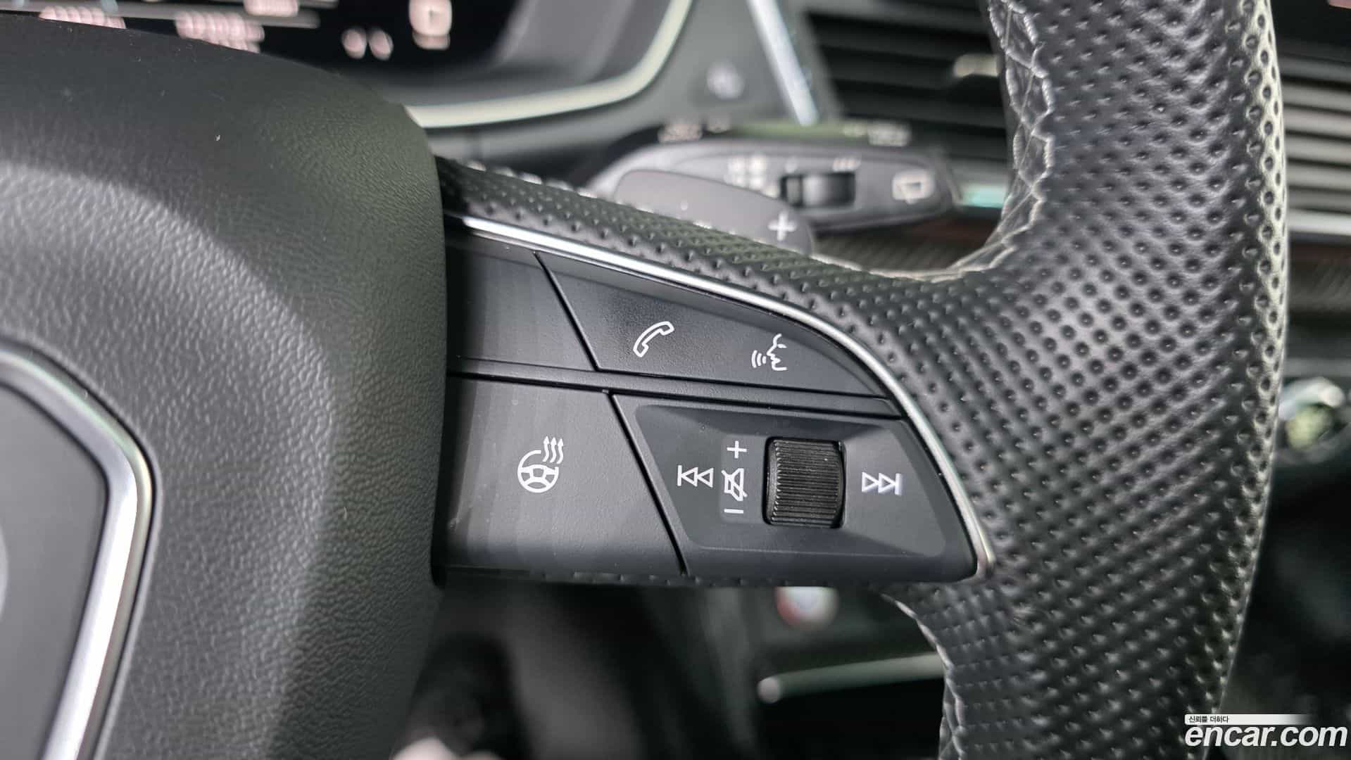 SQ5 Audi 2023.10-OPTION-024