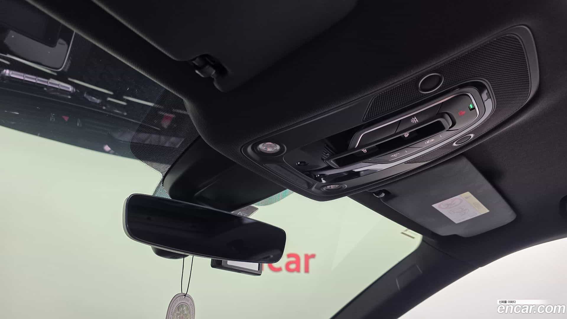 SQ5 Audi 2023.10-OPTION-044