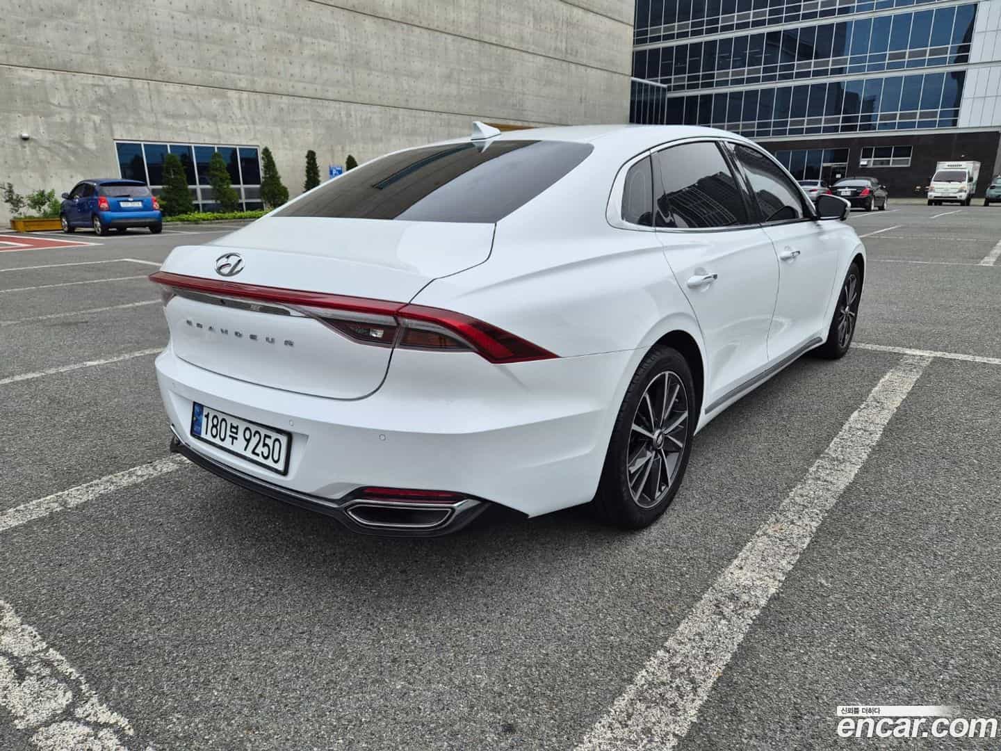 Grandeur Hyundai 2020.0-OUTER-004