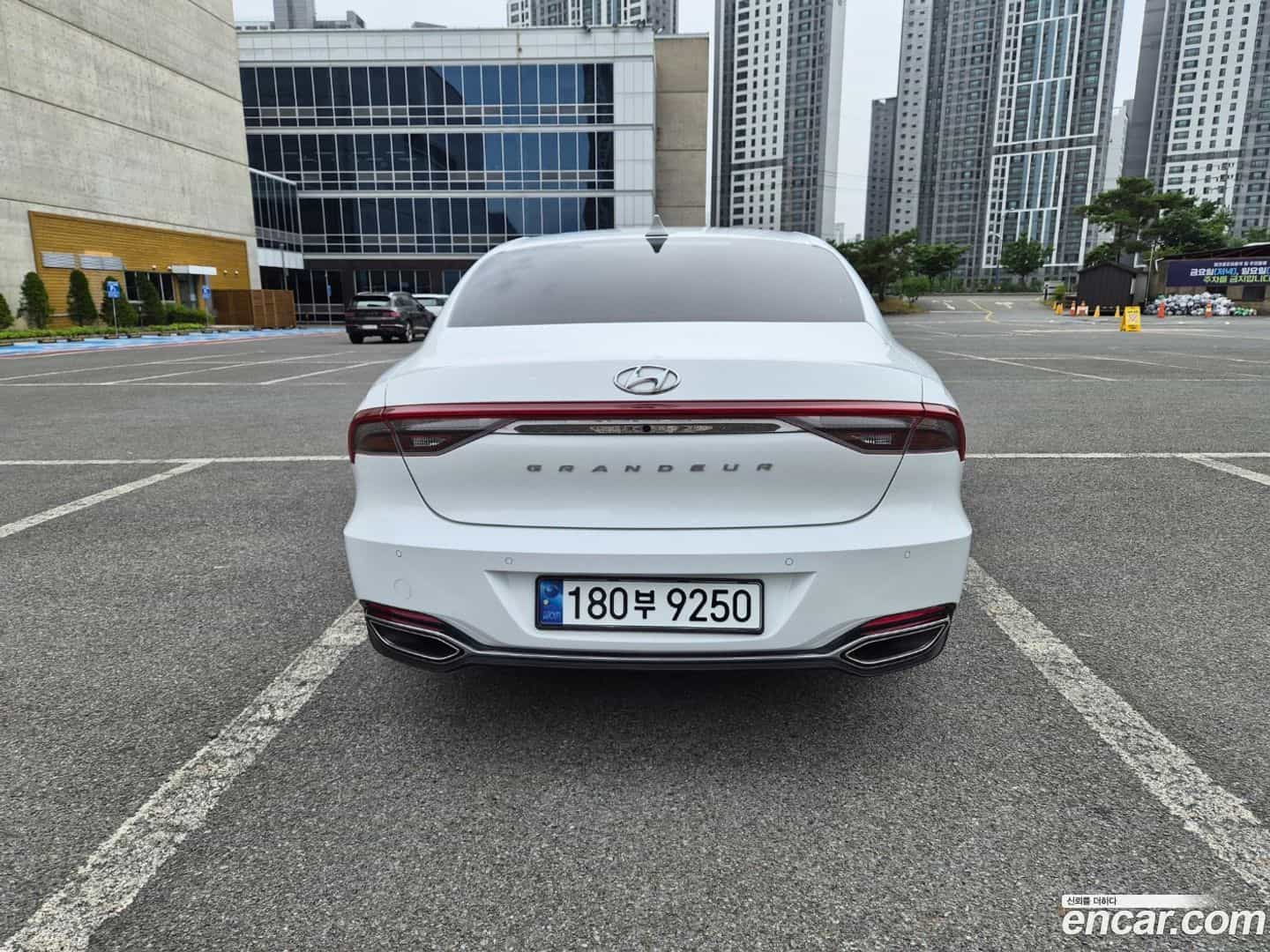 Grandeur Hyundai 2020.0-OUTER-005
