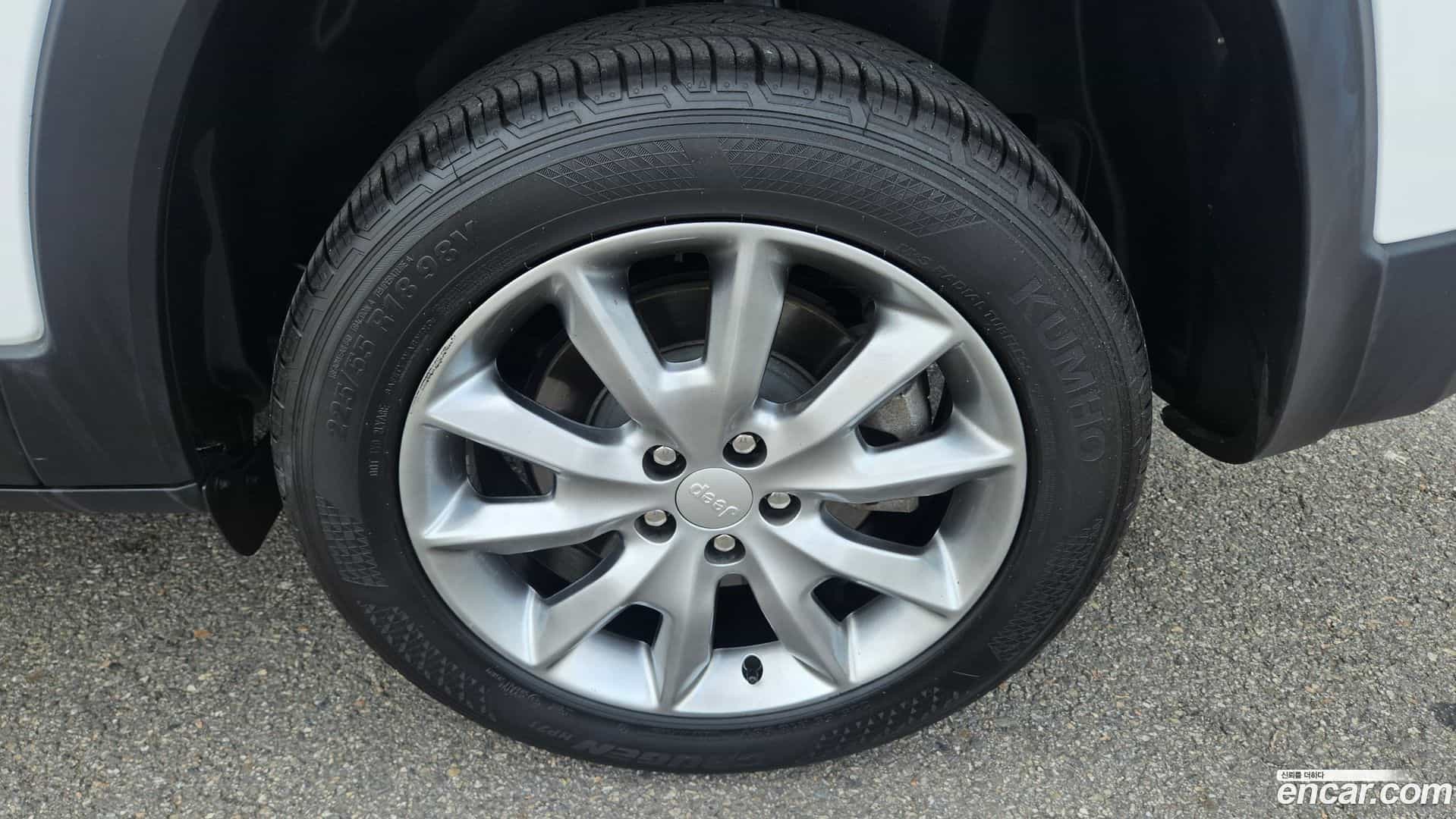 Cherokee Jeep 2018.2-OPTION-018