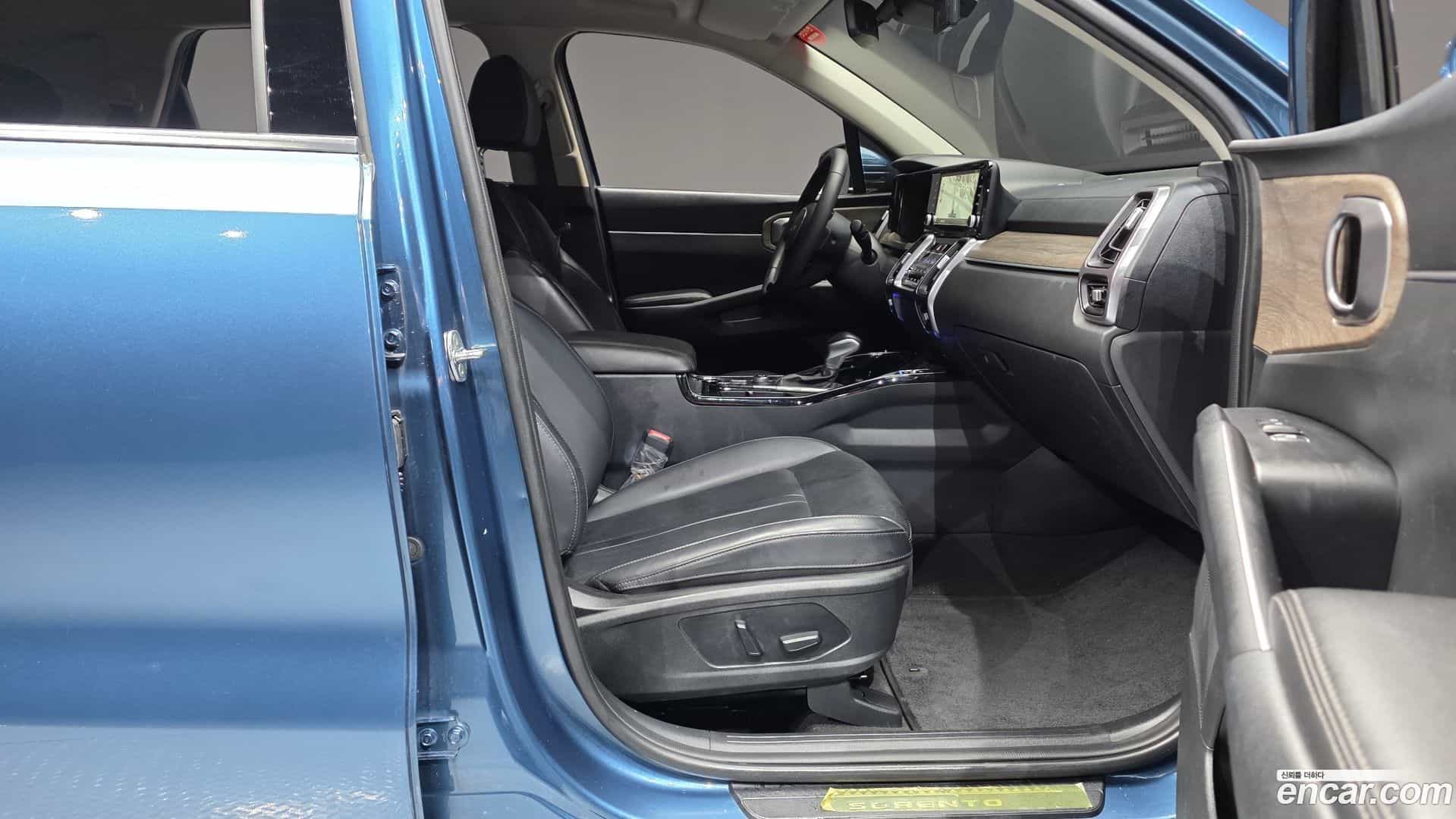 Sorento Kia 2022.4-INNER-036