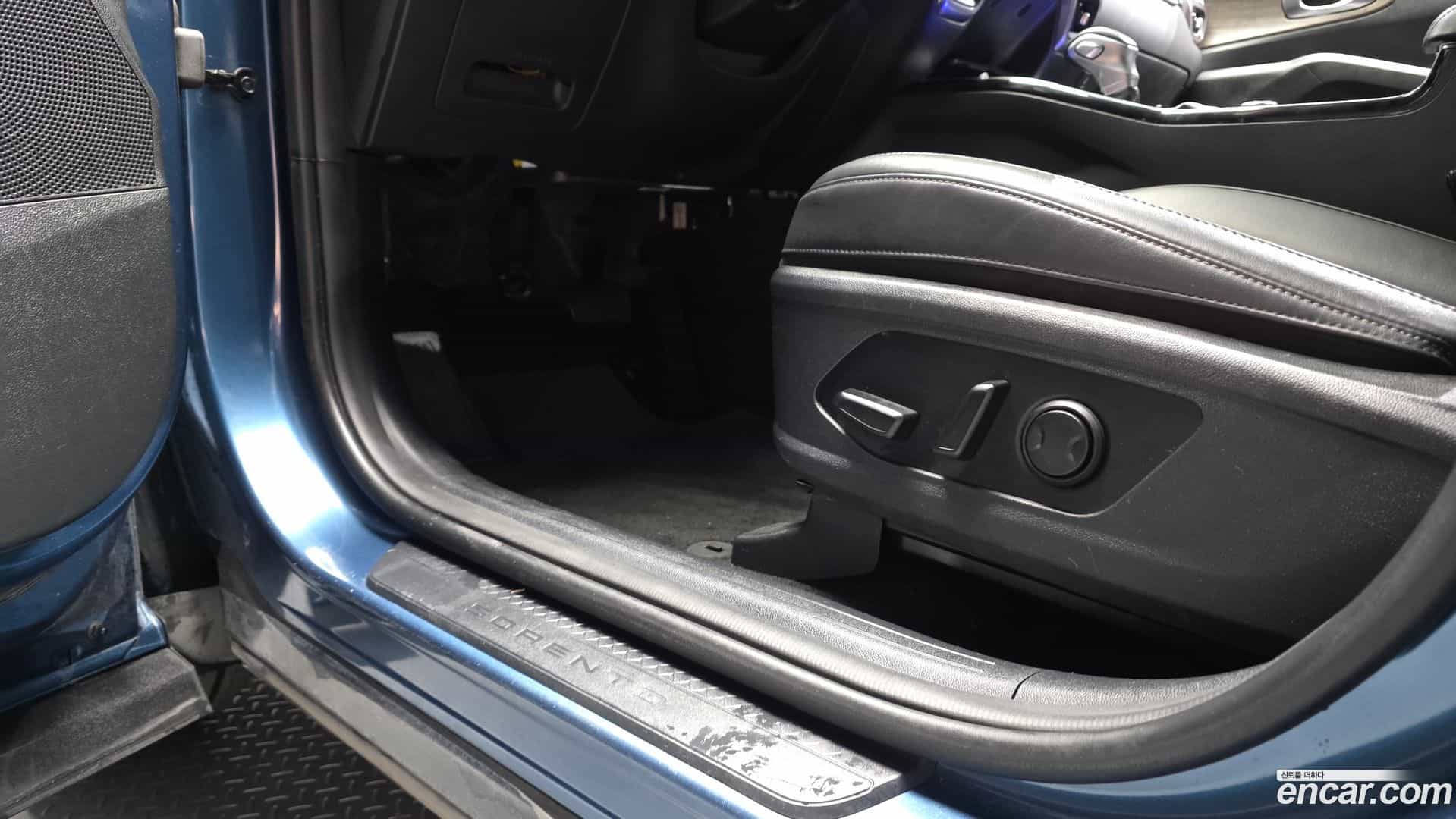 Sorento Kia 2022.4-OPTION-045