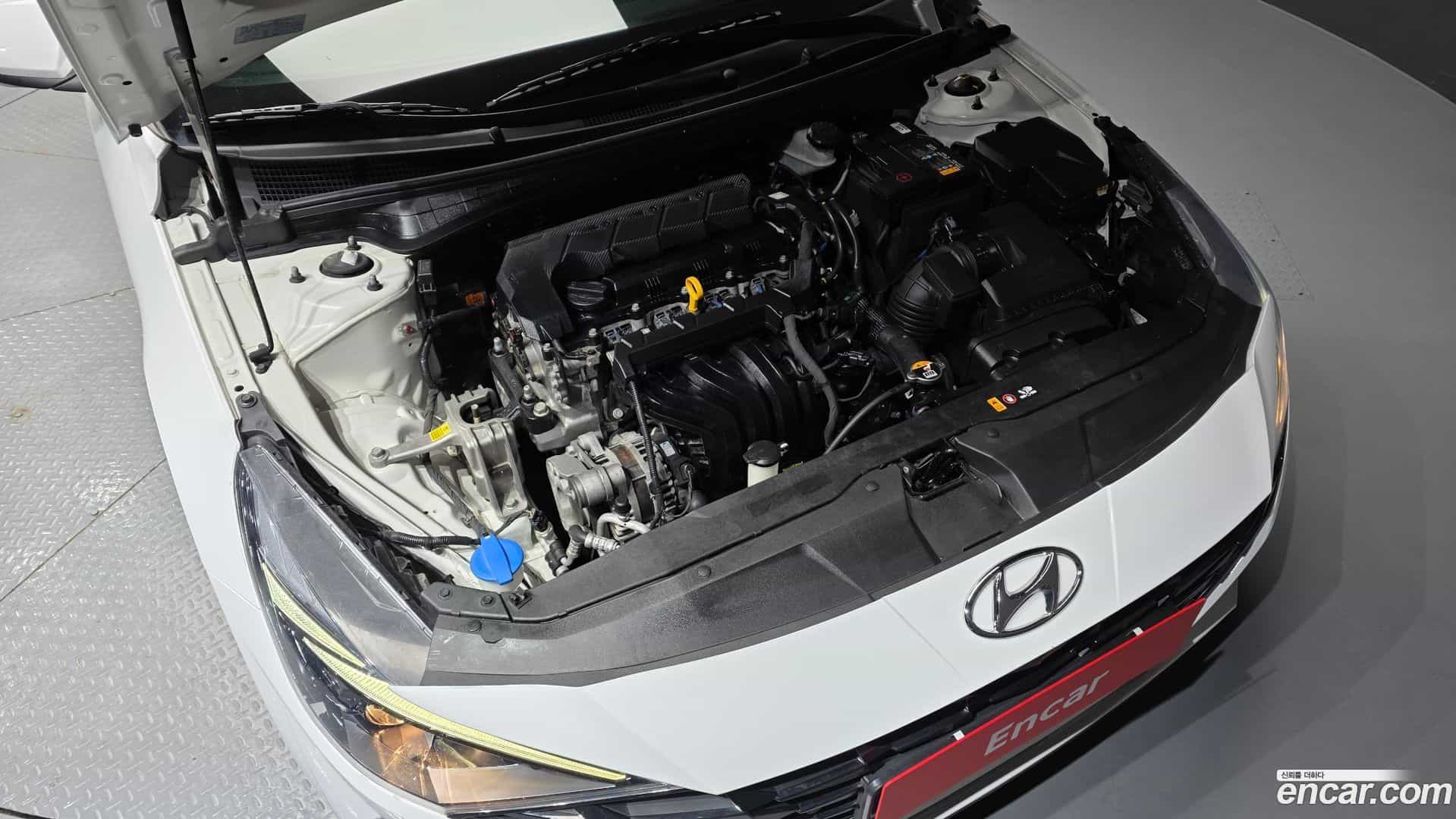 AVANTE Hyundai 2022.4-OUTER-006