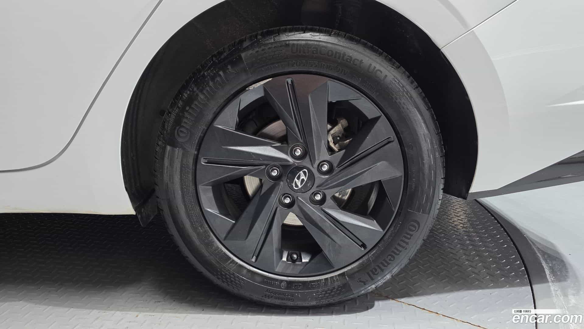 AVANTE Hyundai 2022.4-OUTER-031
