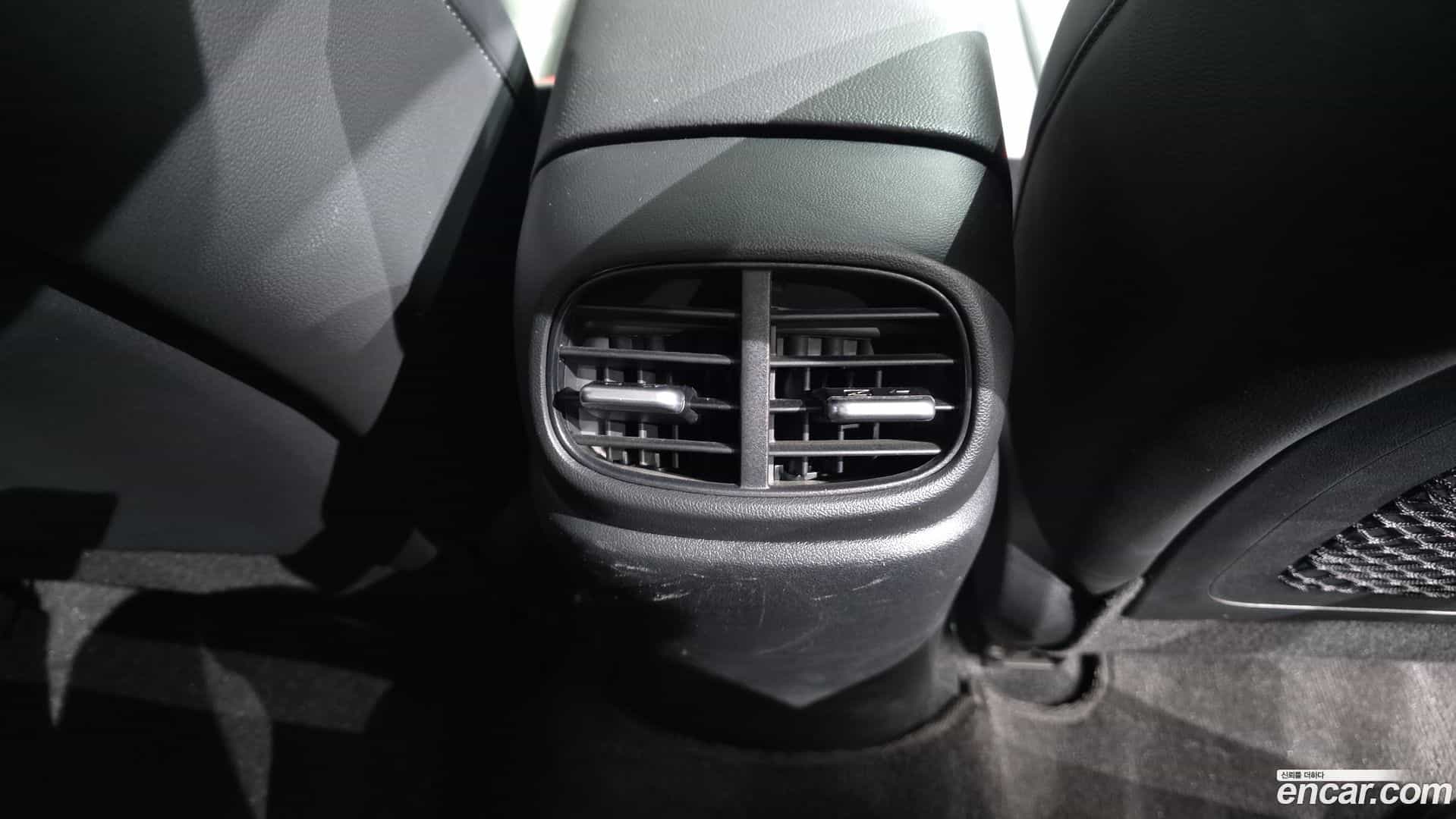 AVANTE Hyundai 2022.4-OPTION-041