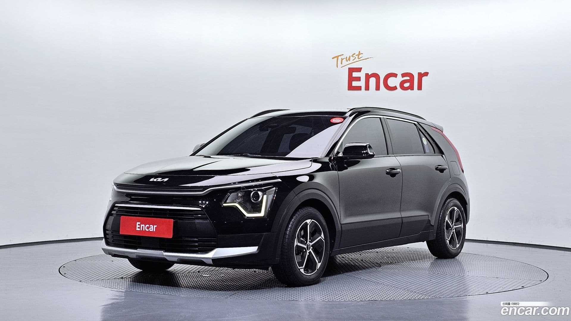 Main__Slider__Photo:Niro Kia 2022.4-0