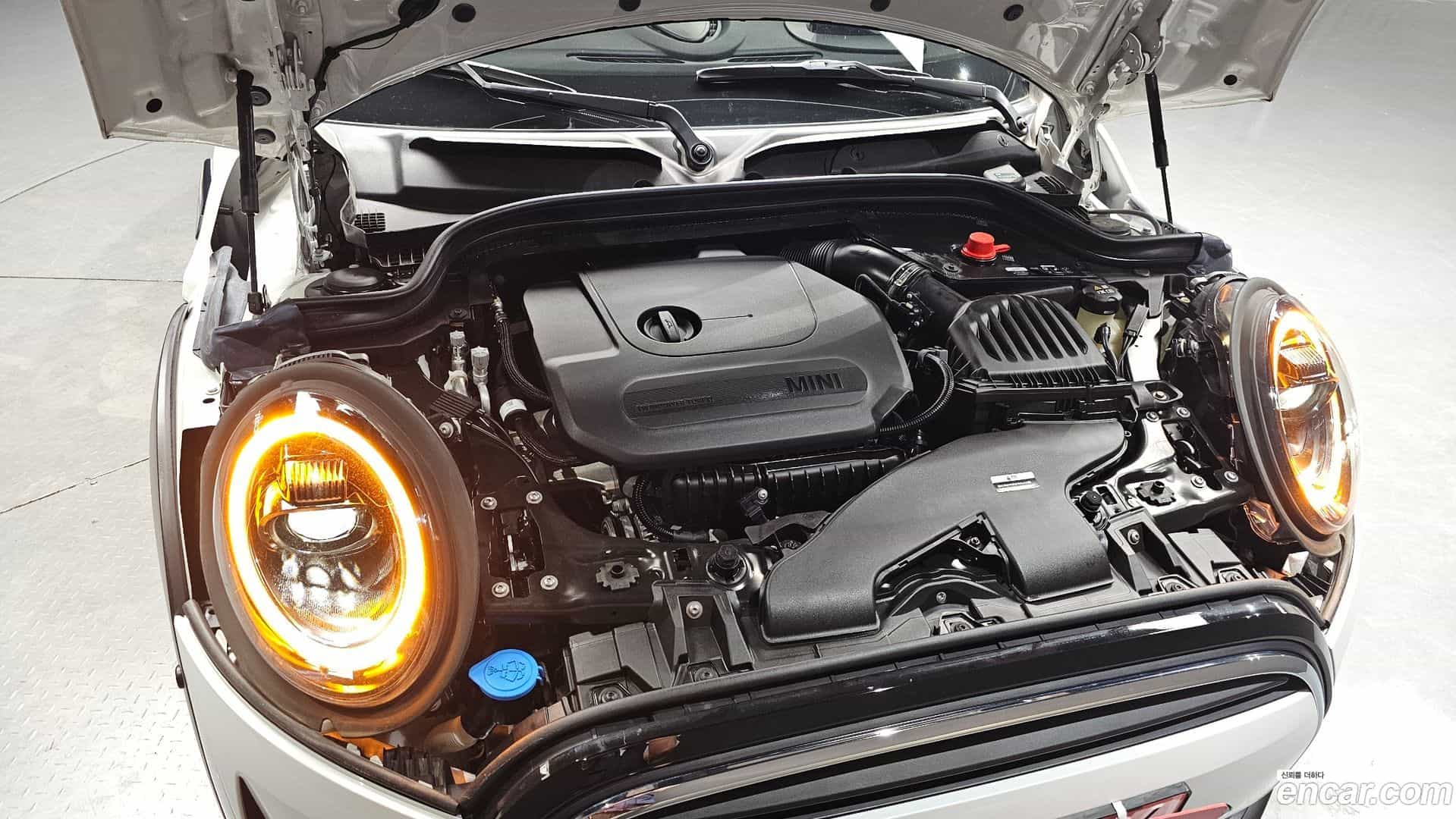 Cooper Convertible Mini 2024.2-OUTER-006