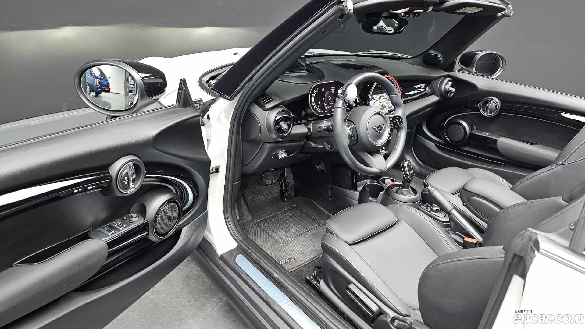 Cooper Convertible Mini 2024.2-OPTION-015