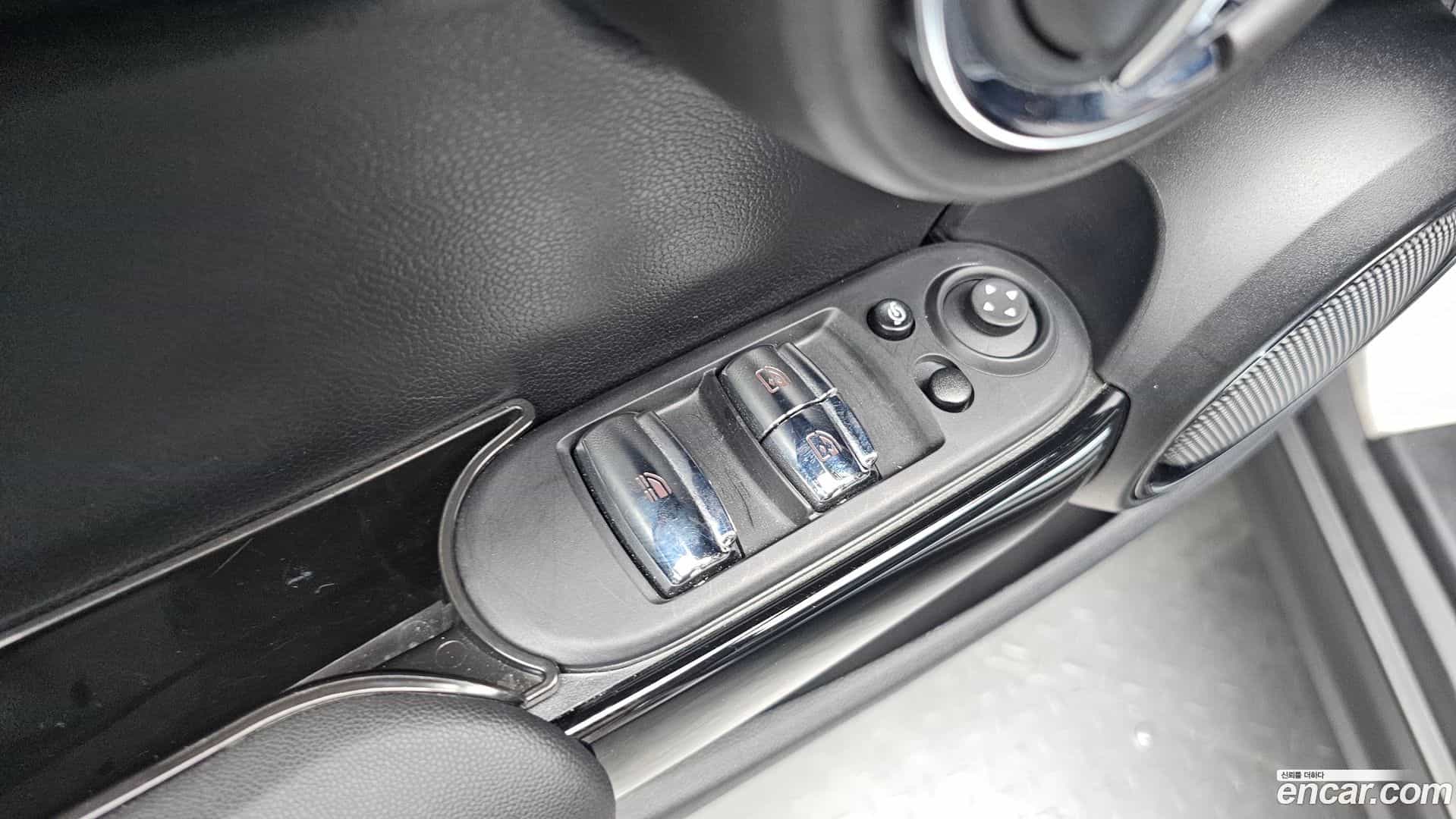 Cooper Convertible Mini 2024.2-OPTION-023