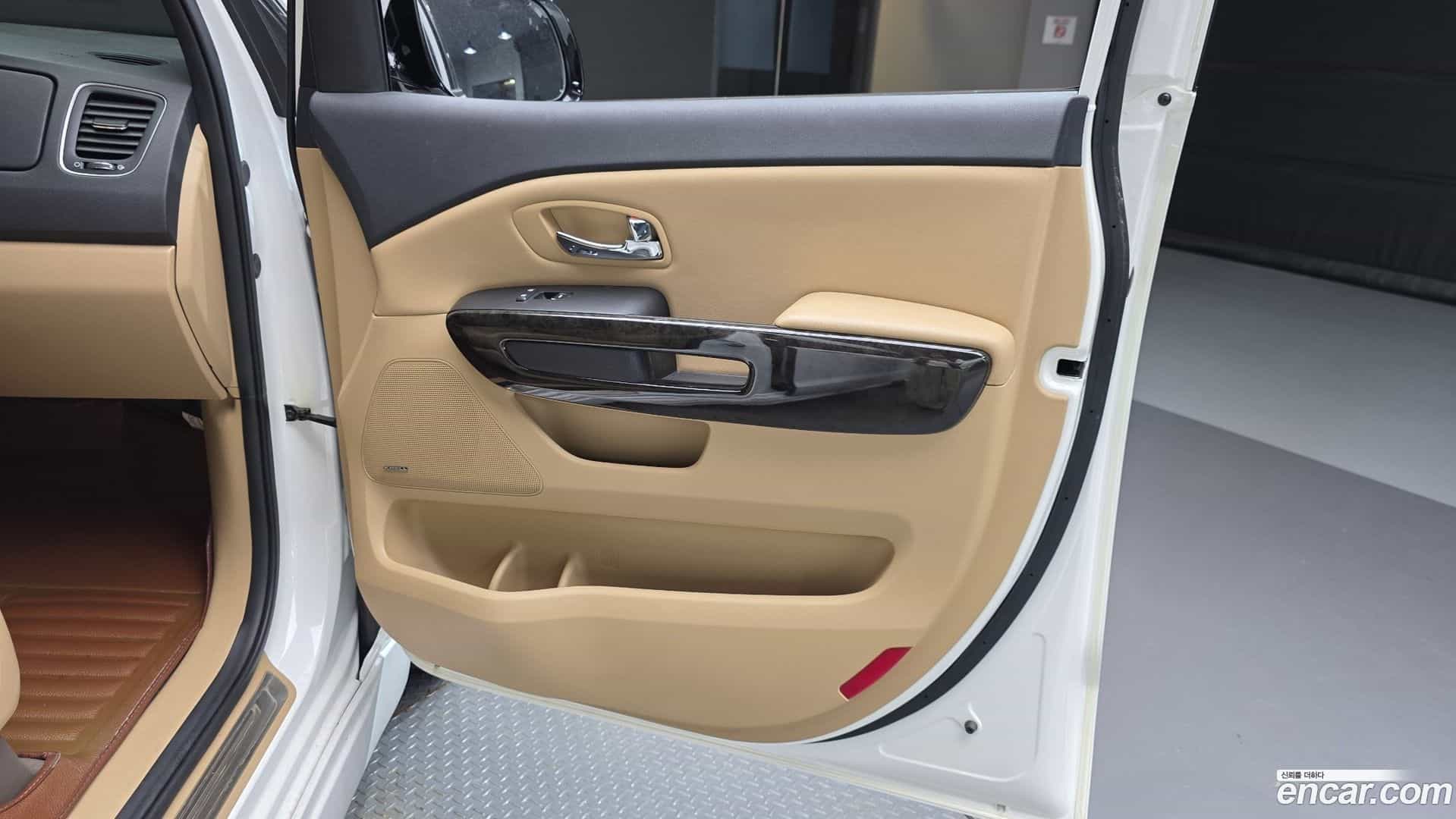 Canival Kia 2018.8-INNER-035