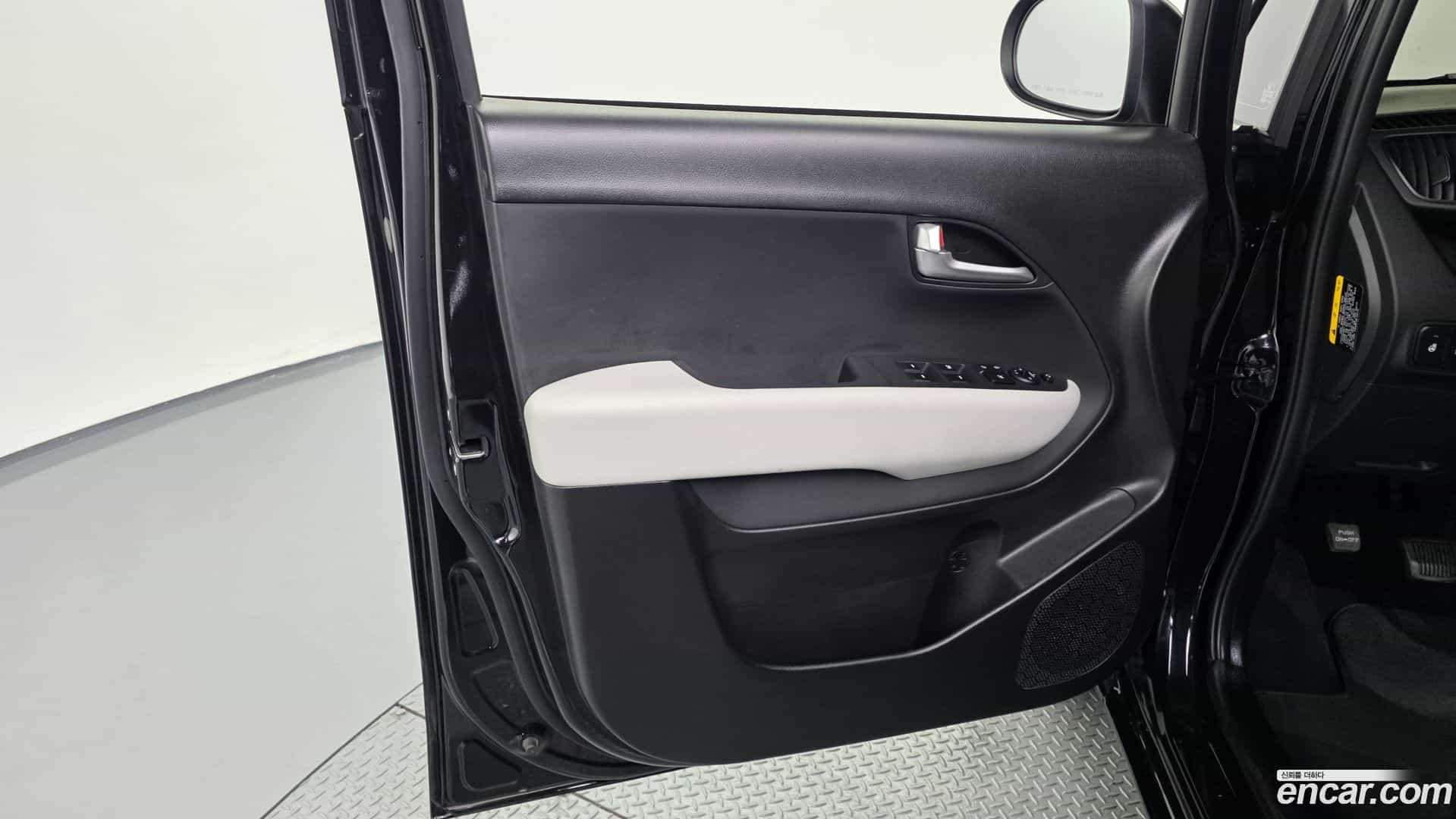RAY Kia 2024.2-INNER-034