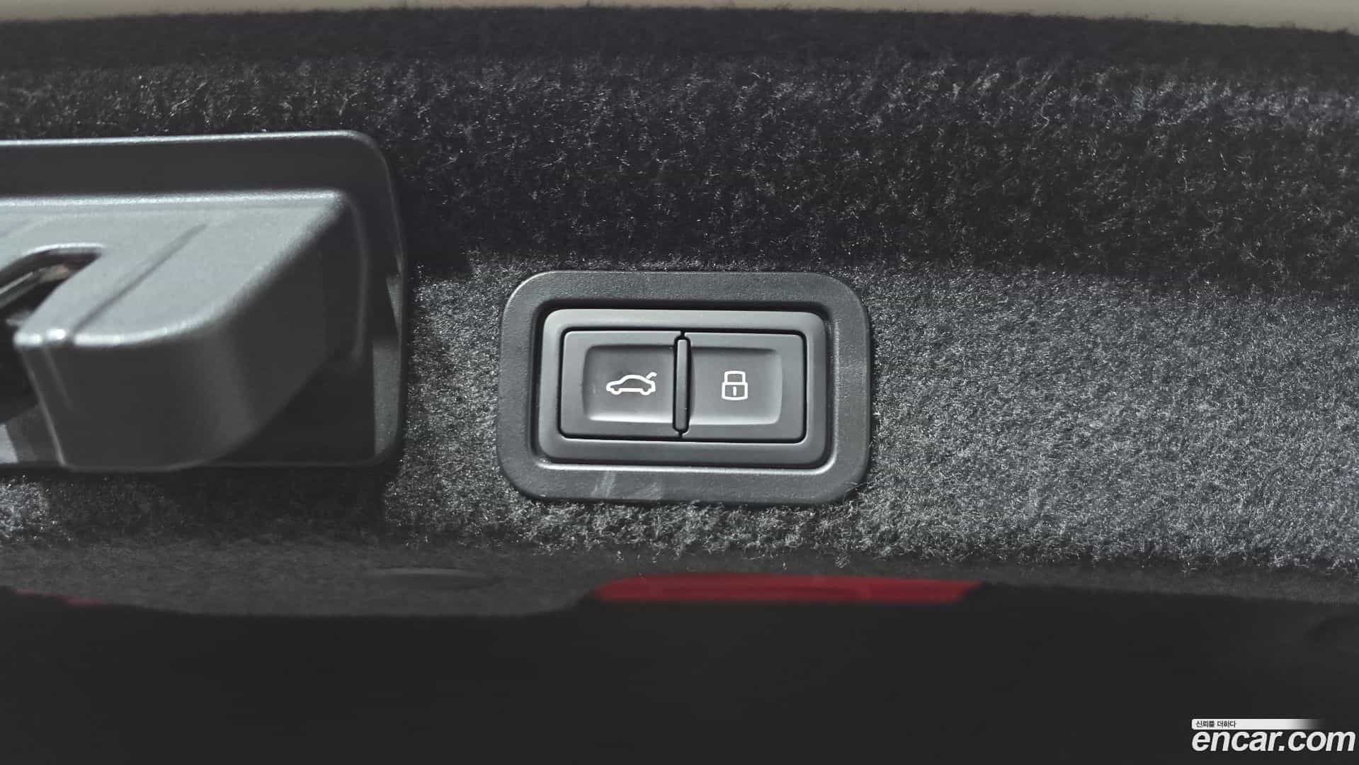 A6 Audi 2020.8-OPTION-021