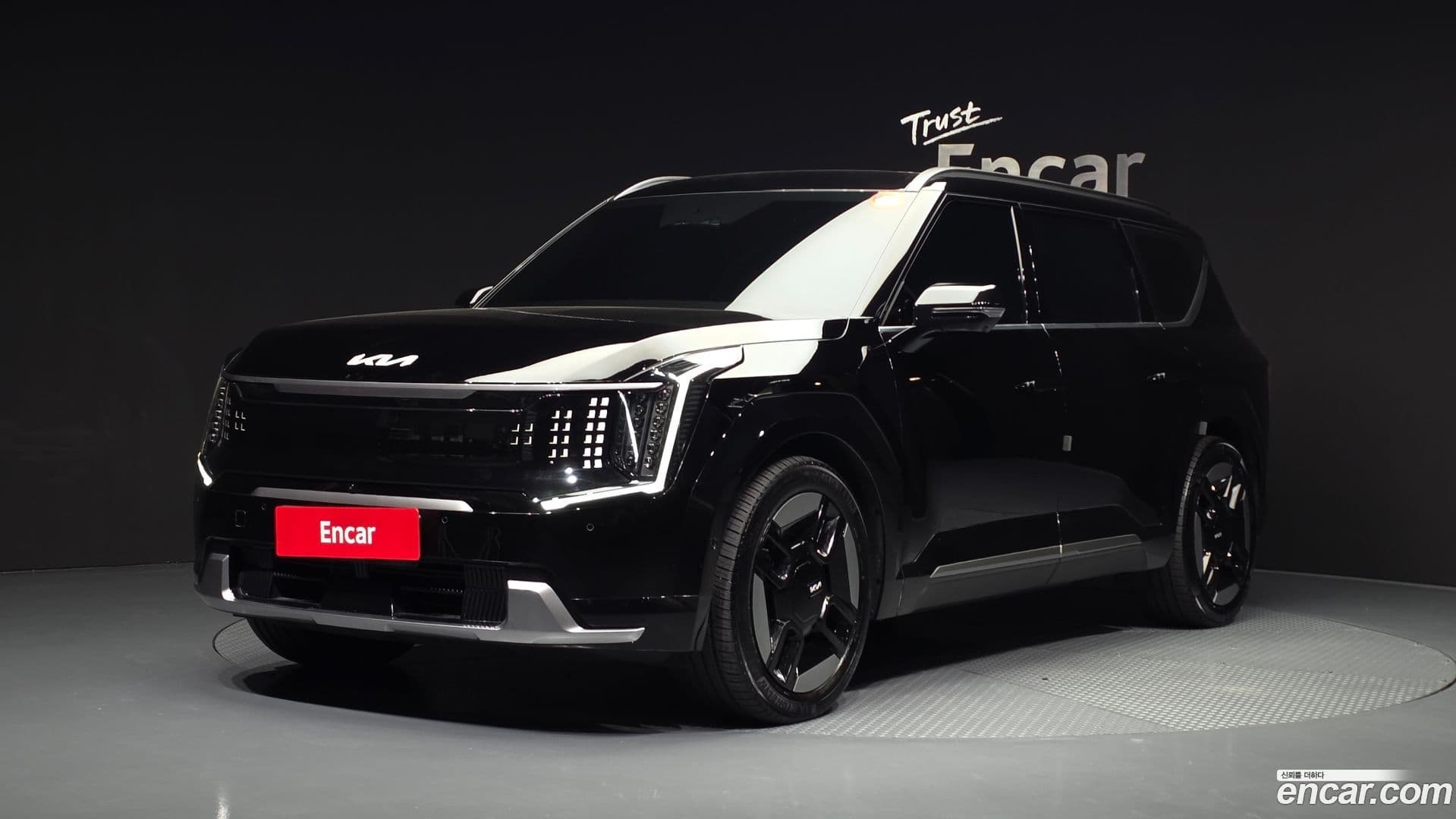 Main__Slider__Photo:EV9 Kia 2023.9-0