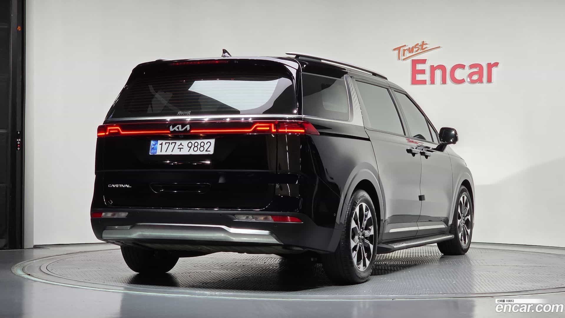 Canival Kia 2021.10-OUTER-002
