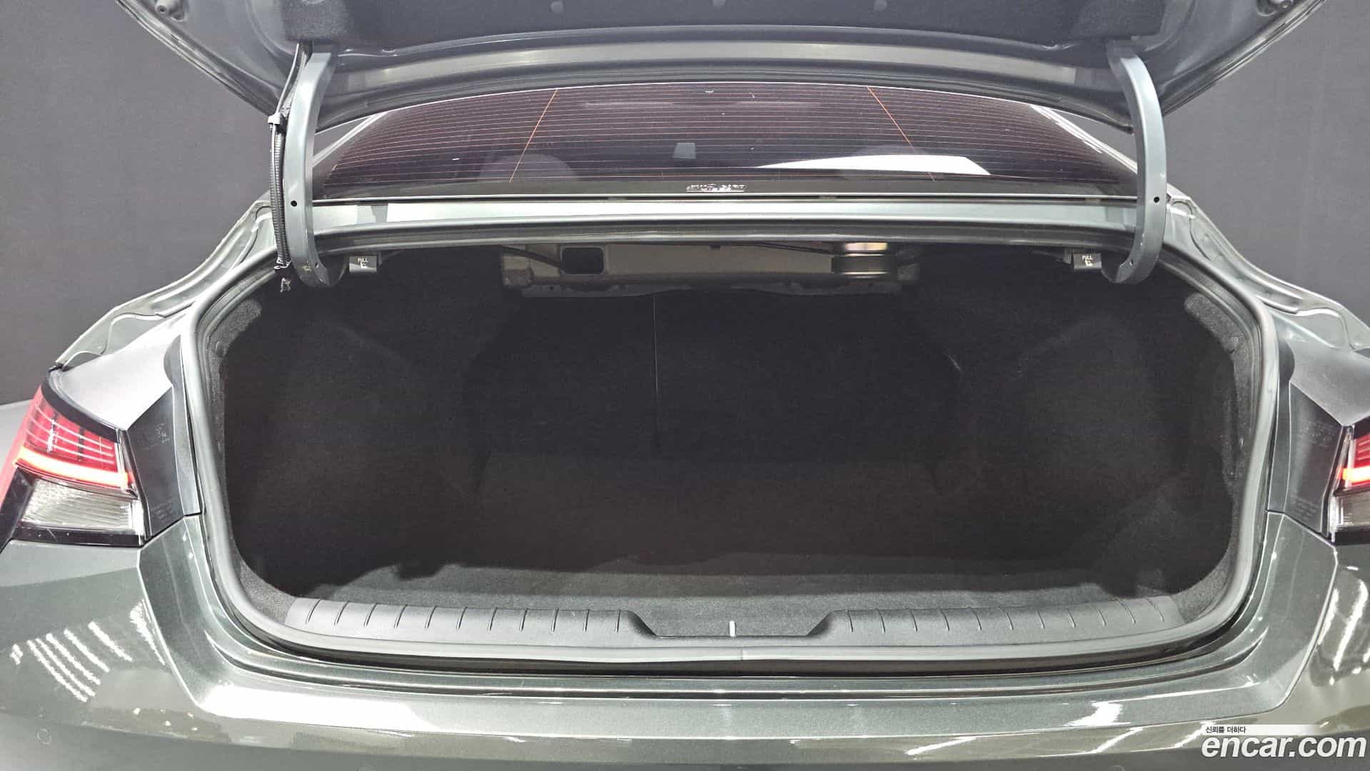 AVANTE Hyundai 2021.9-OPTION-024