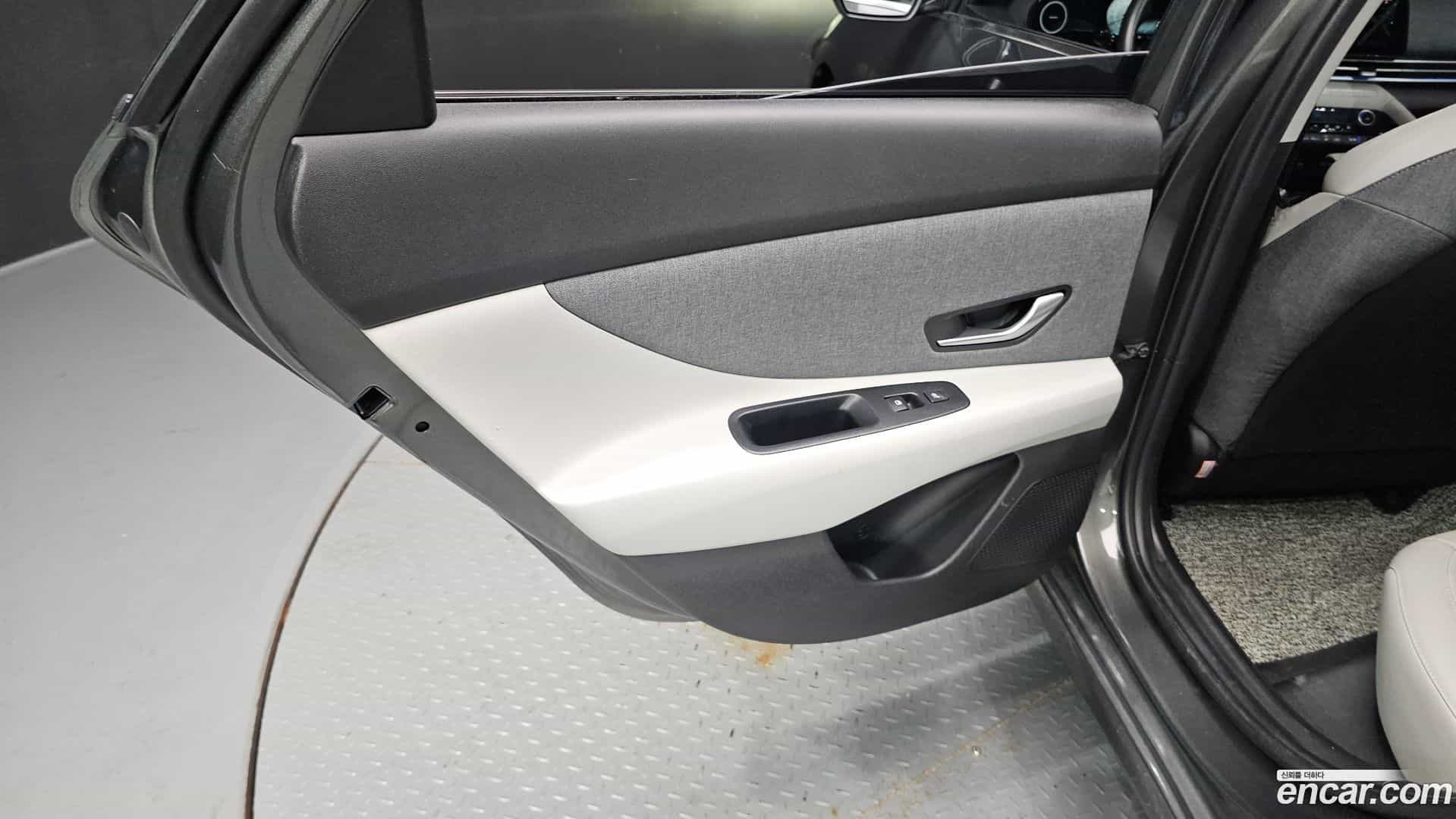 AVANTE Hyundai 2021.9-INNER-035