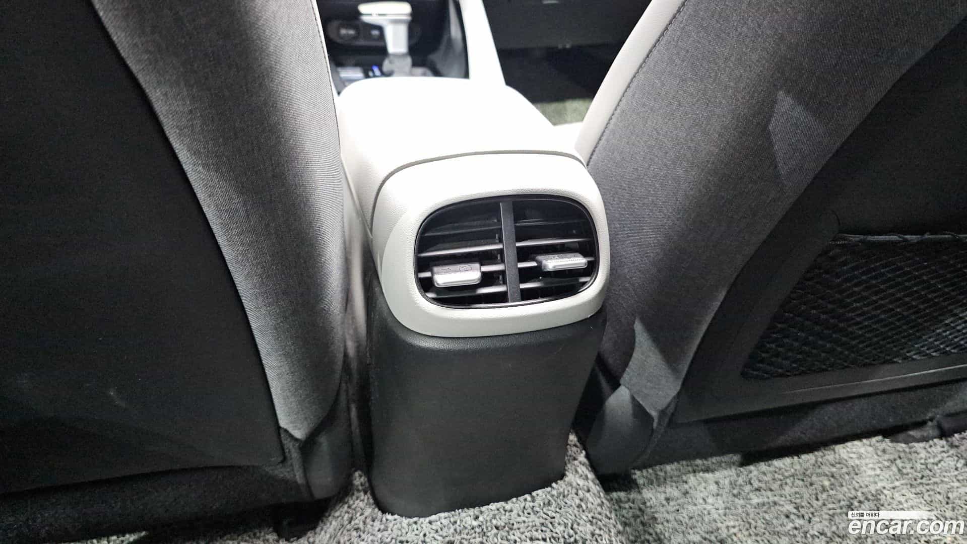 AVANTE Hyundai 2021.9-OPTION-044