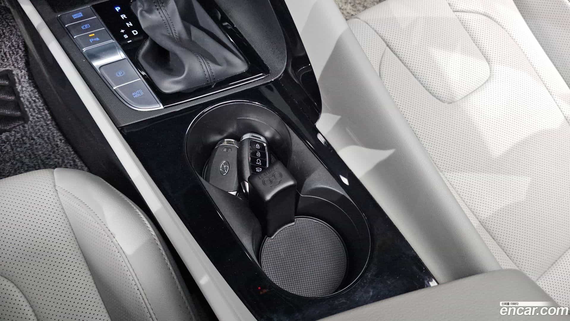 AVANTE Hyundai 2021.9-OPTION-045