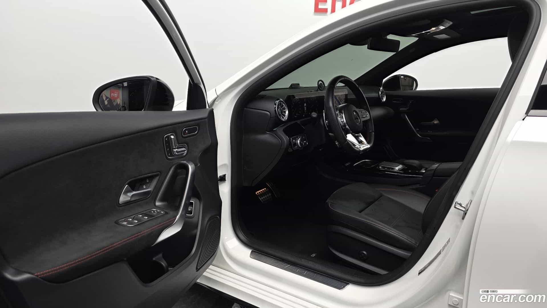 A-Class Mercedes-Benz 2022.9-INNER-010