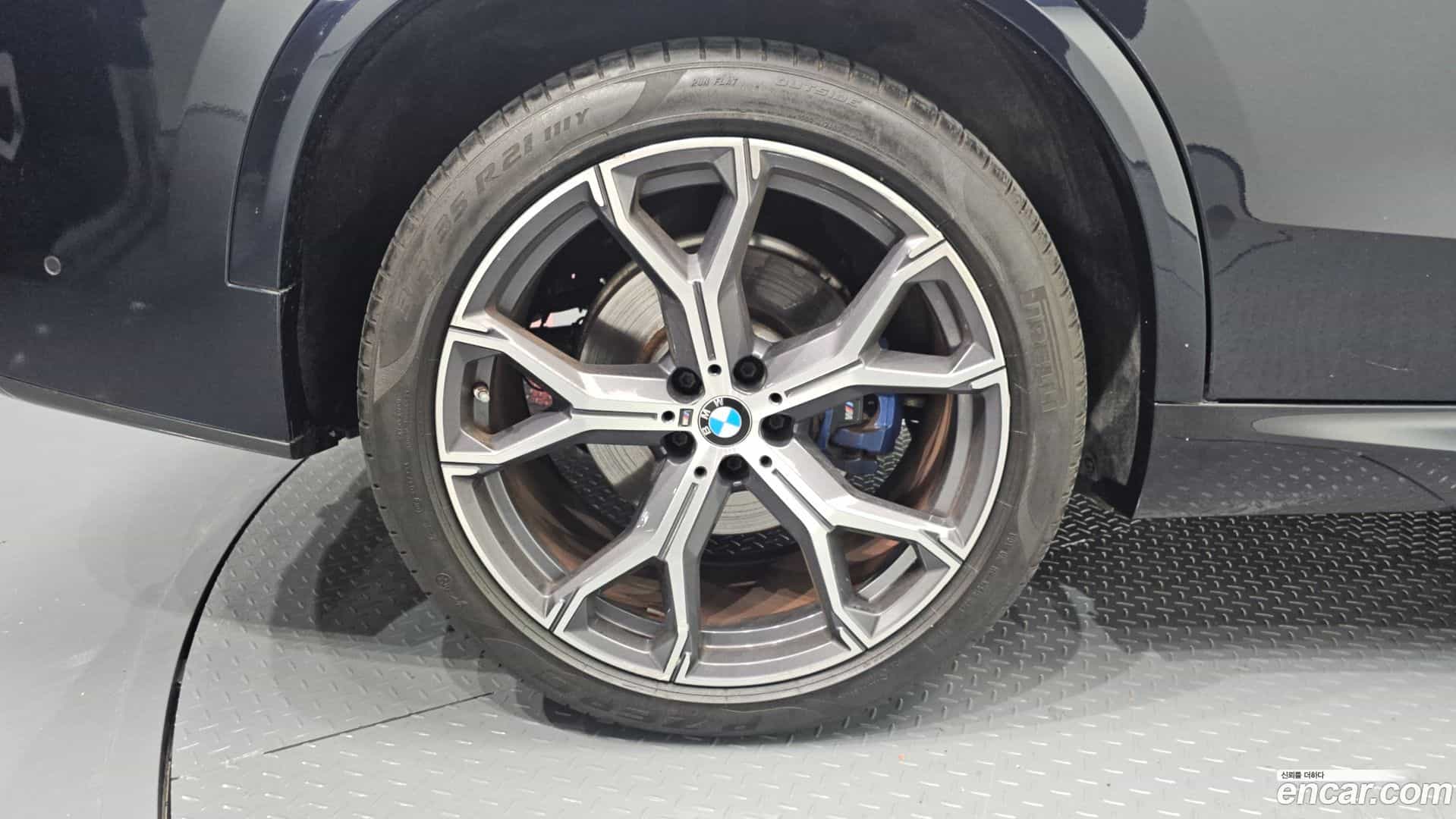 X5 BMW 2022.1-OUTER-005