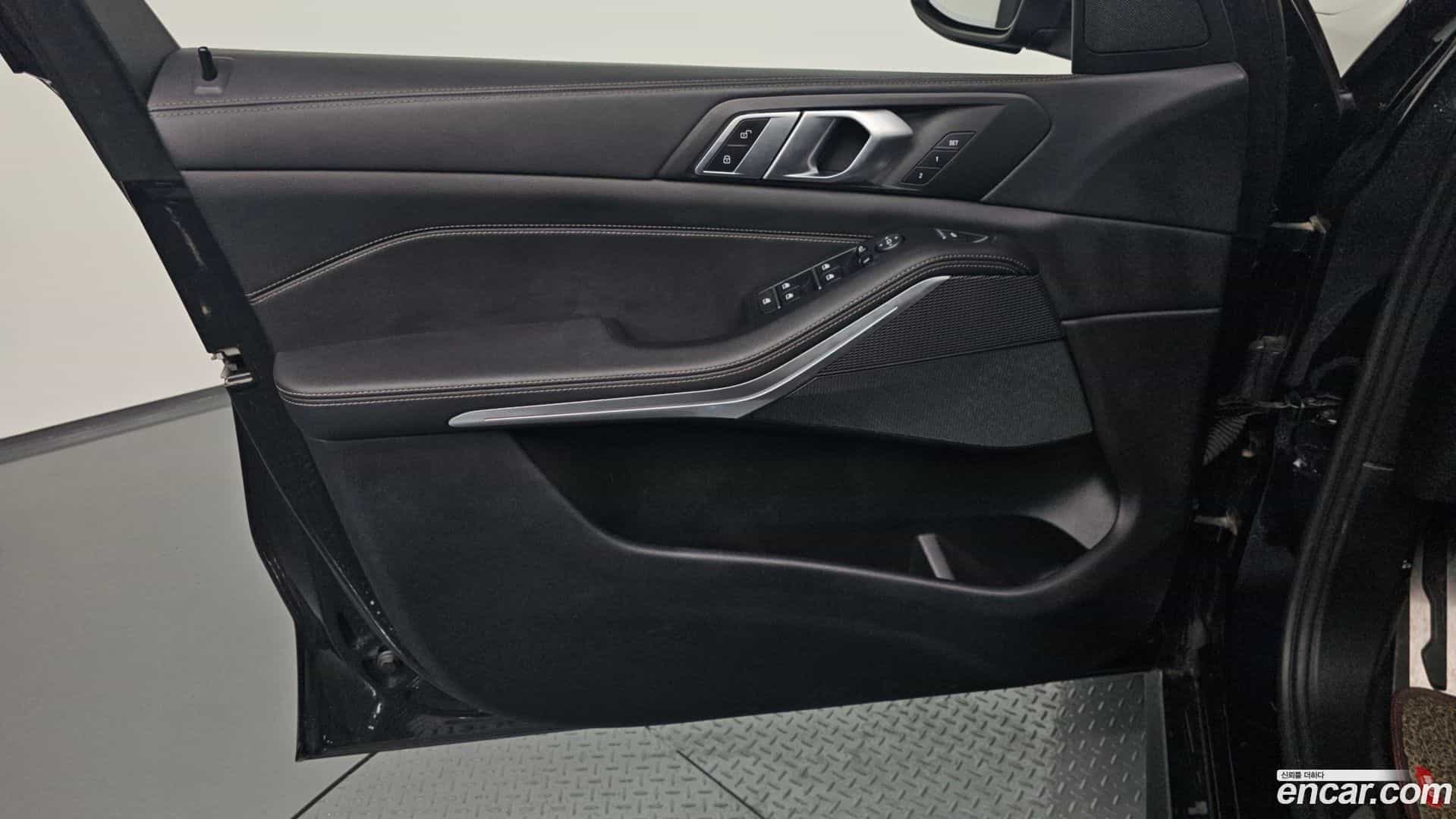 X5 BMW 2022.1-INNER-034