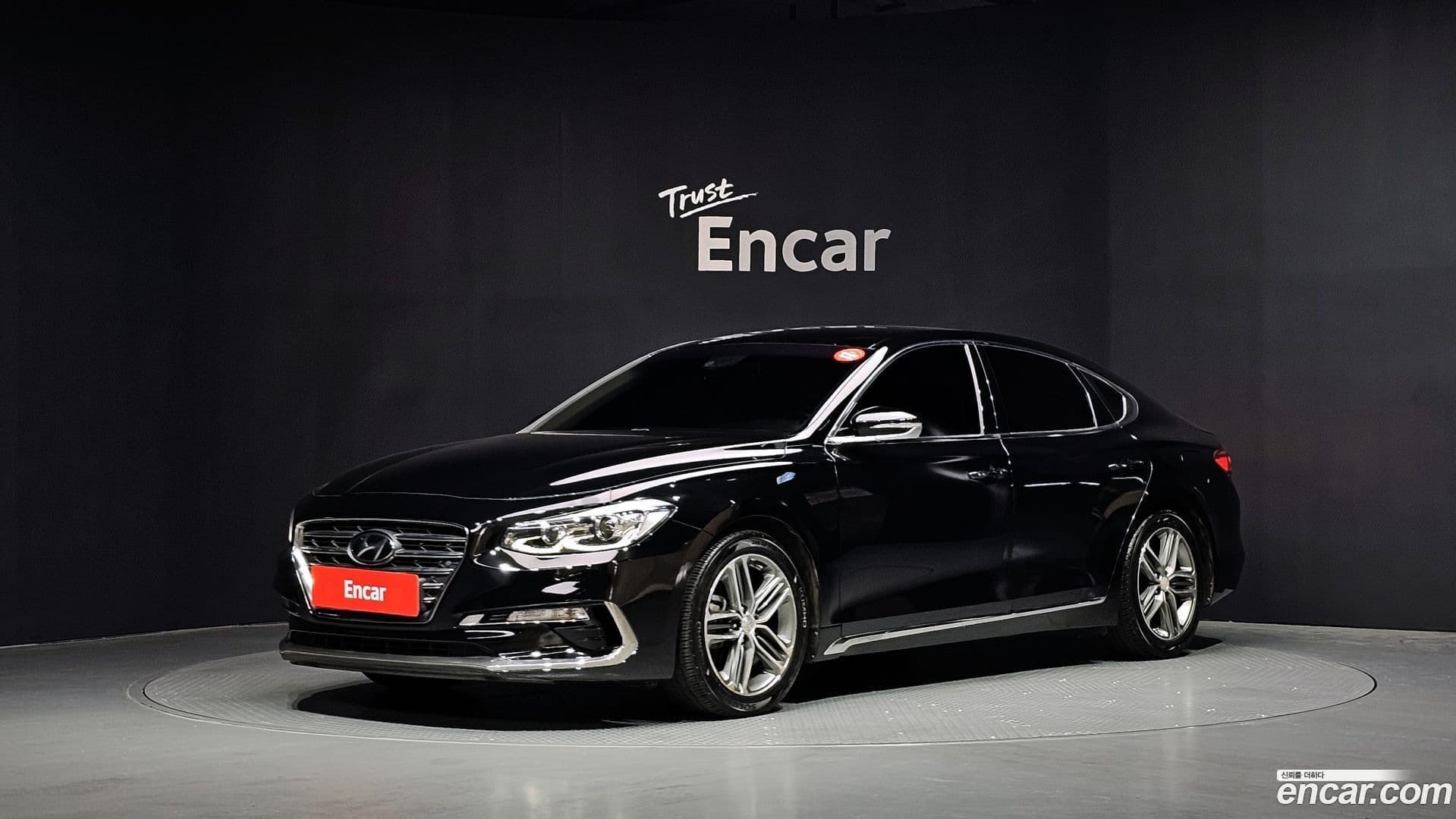 Main__Slider__Photo:Grandeur Hyundai 2019.9-0