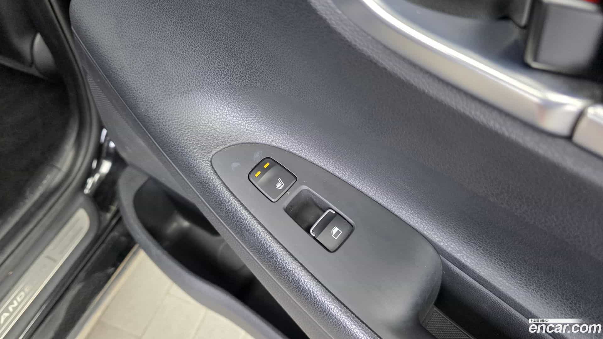 Grandeur Hyundai 2019.9-OPTION-022
