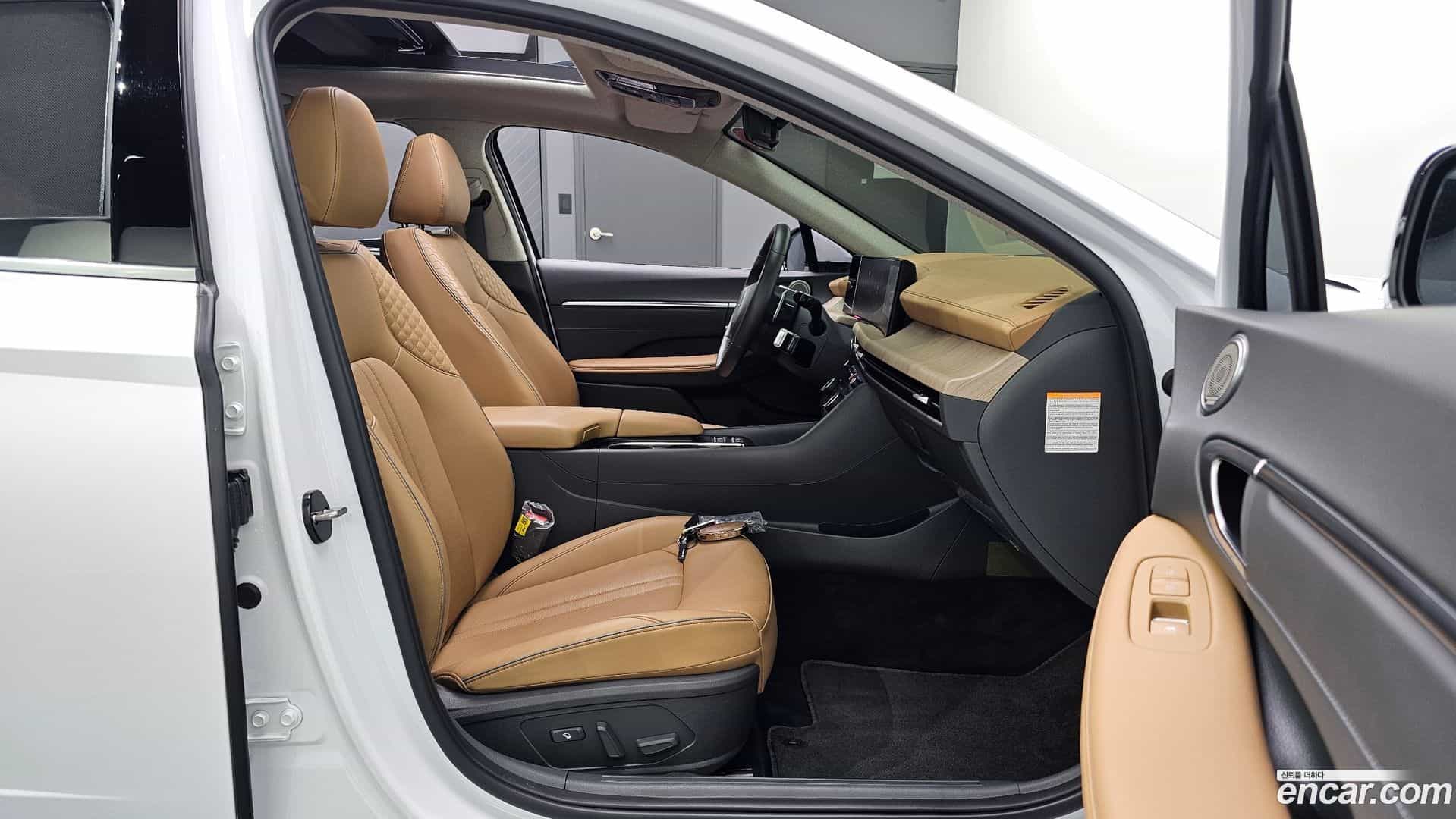 Sonata Hyundai 2023.6-INNER-036