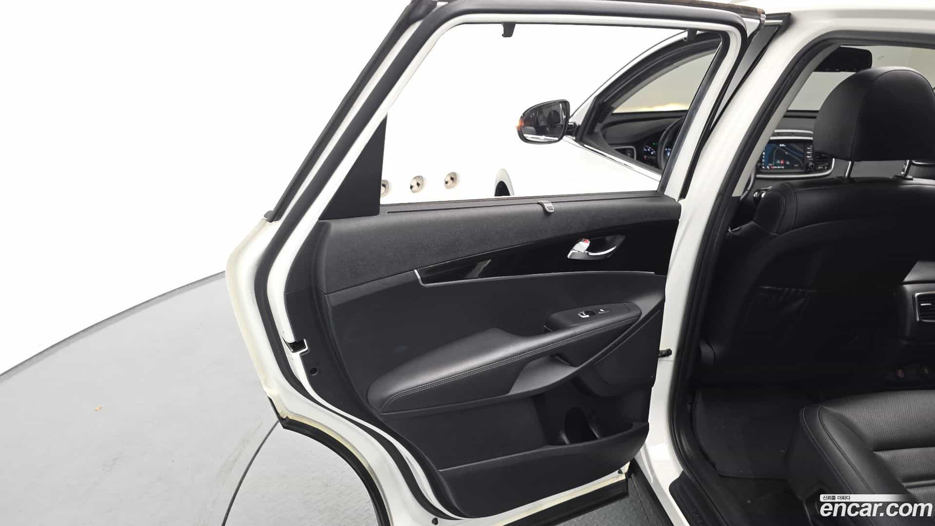 Sorento Kia 2018.7-INNER-035