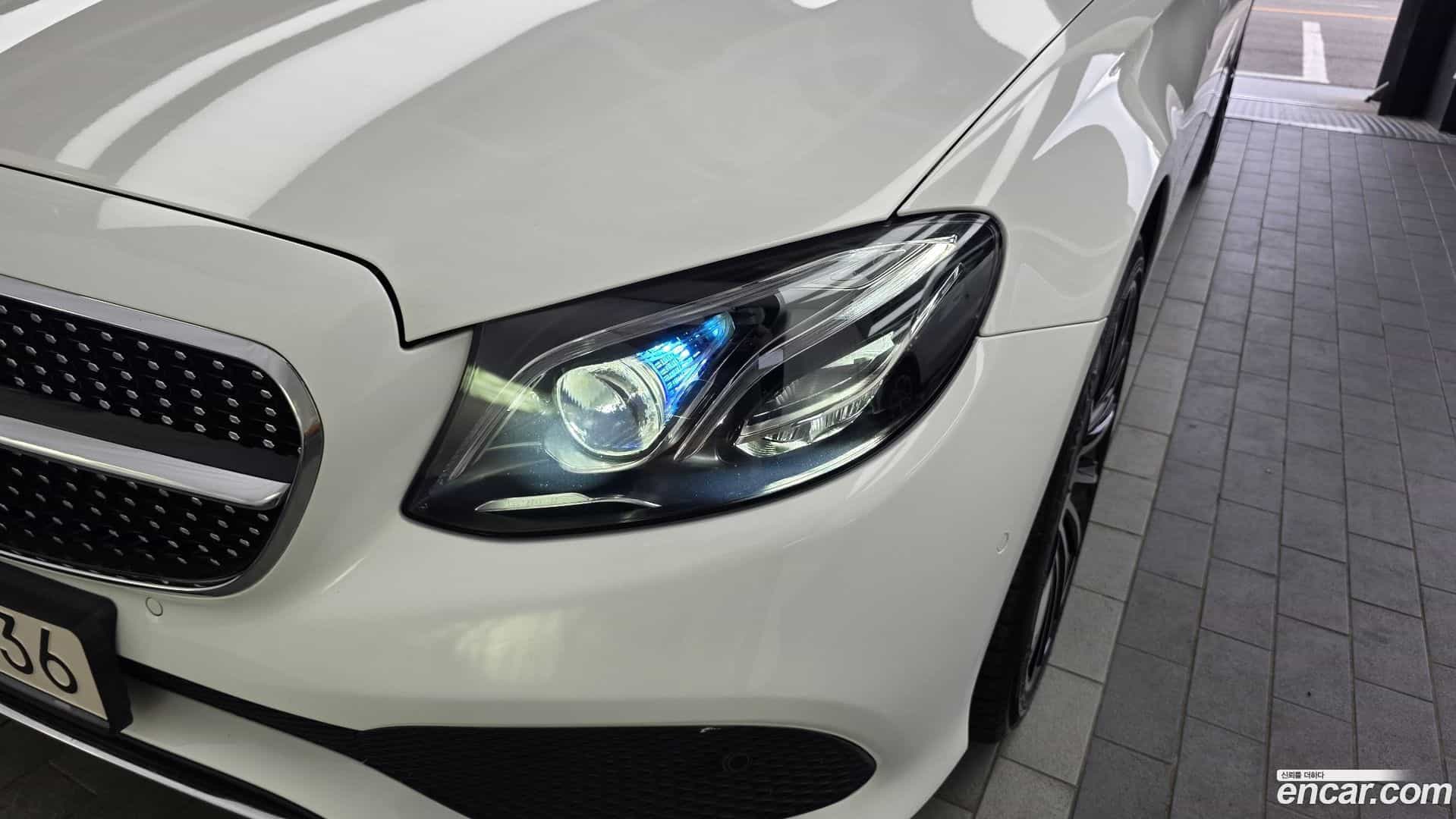 E-Class Mercedes-Benz 2019.2-OUTER-032