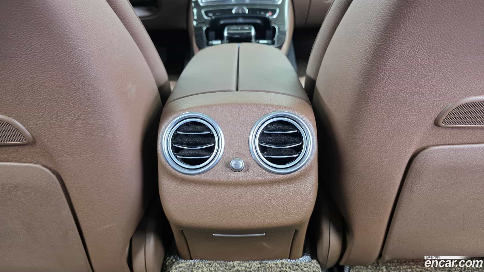 E-Class Mercedes-Benz 2019.2-OPTION-045